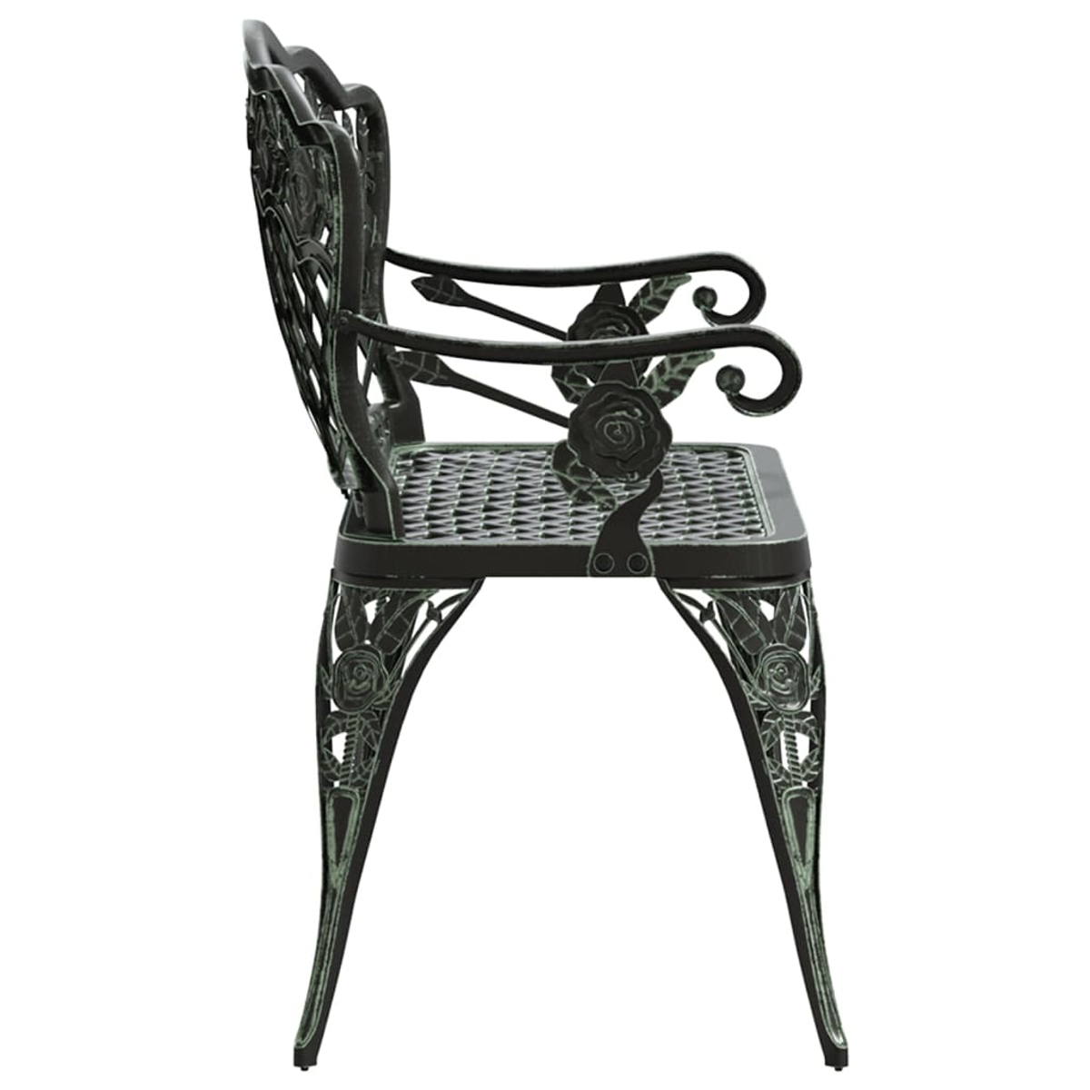 Seitenansicht eines verzierten Metallstuhls mit Rosen- und Blattdesign vor weißem Hintergrund.