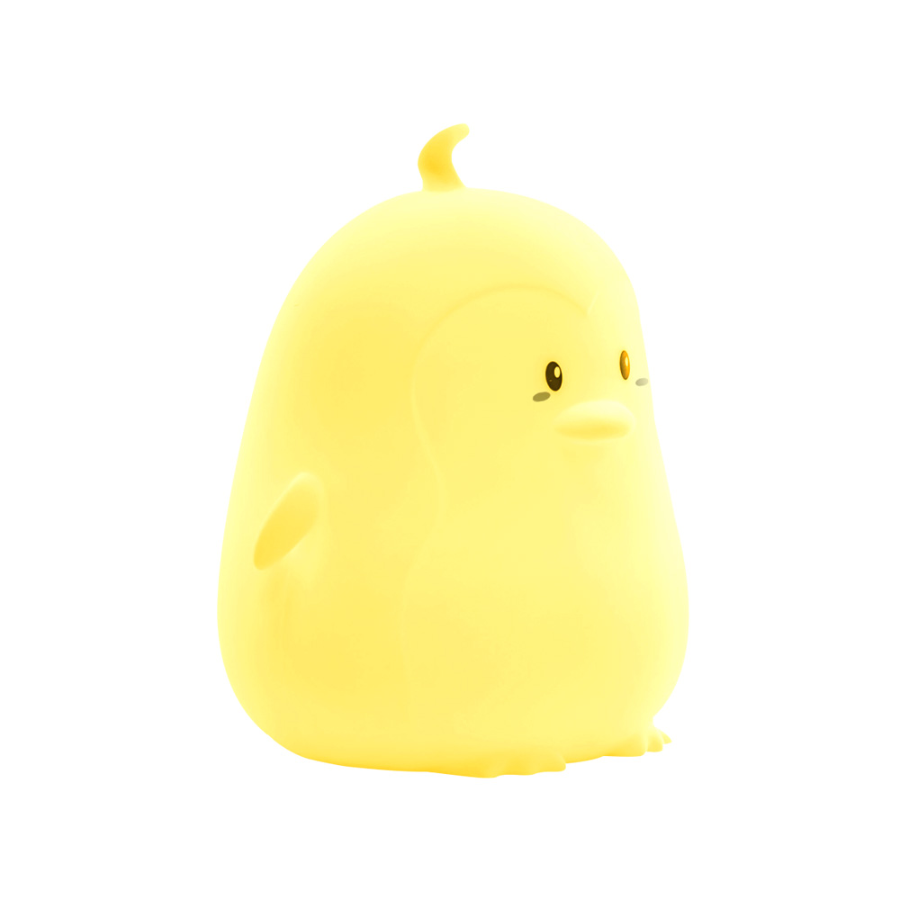 Lampada a forma di pulcino giallo con piccoli occhi e becco, isolata su sfondo bianco.