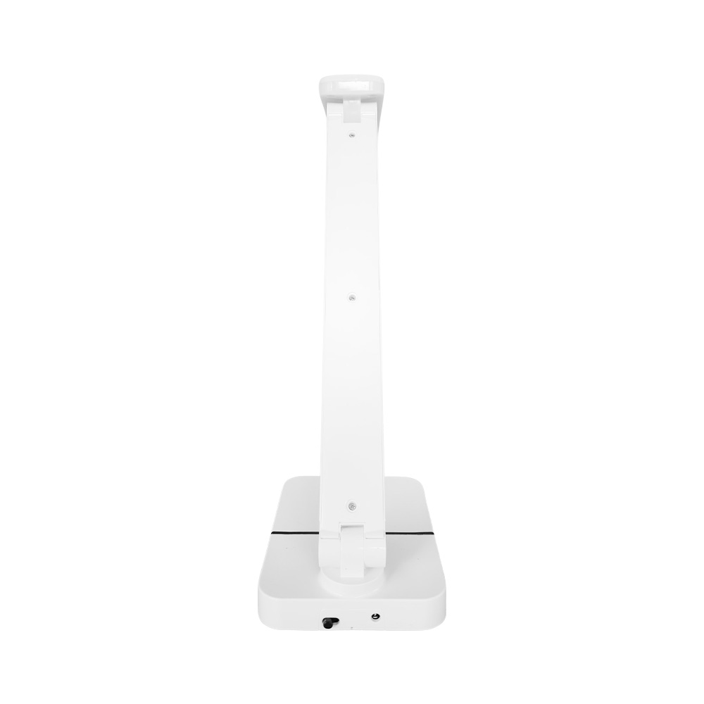 Una lampada da scrivania bianca vista da dietro. Ha una base rettangolare e un lungo braccio bianco.