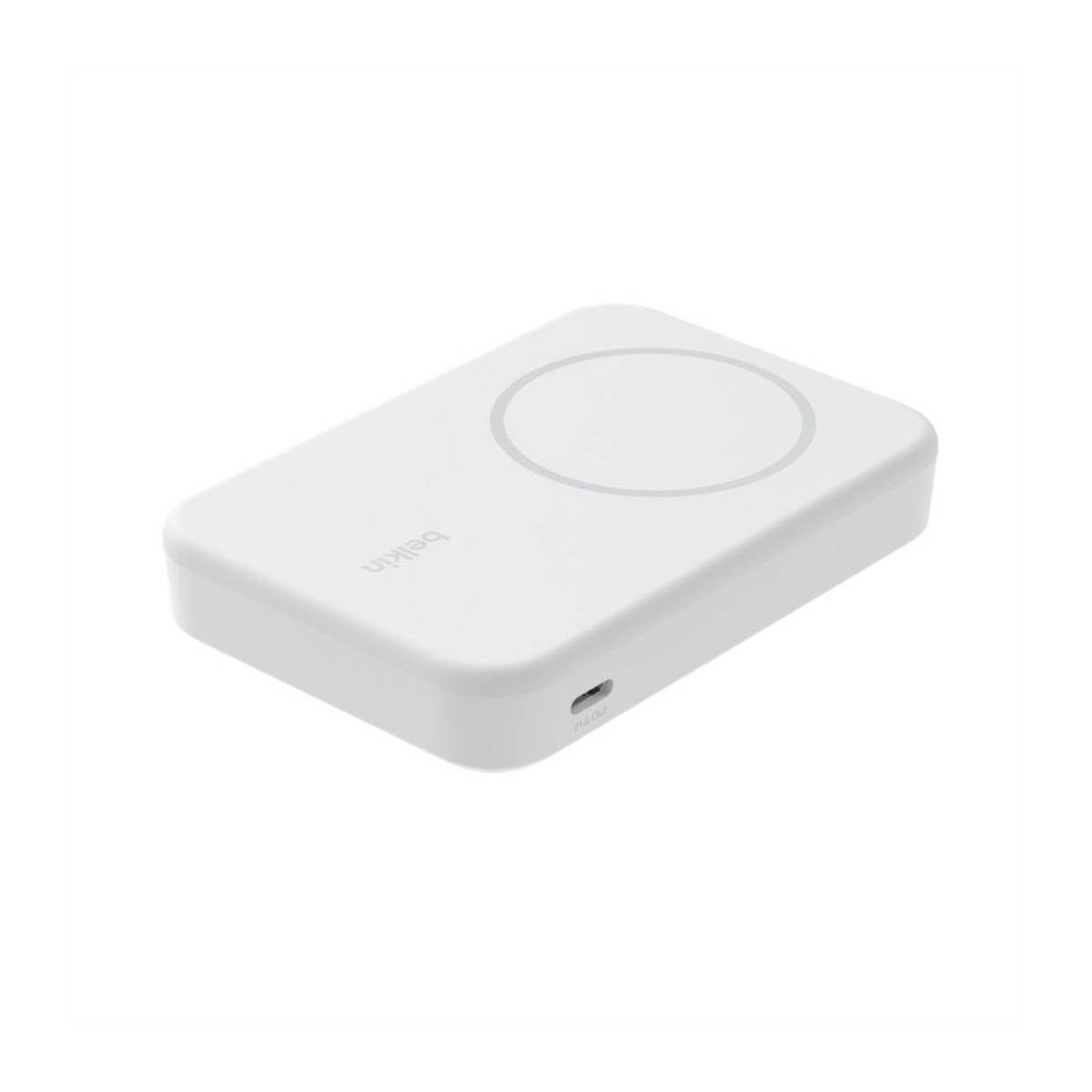 Weißes kabelloses Belkin-Ladepad. Das Pad ist rechteckig mit einem kreisförmigen Ladebereich in der Mitte.