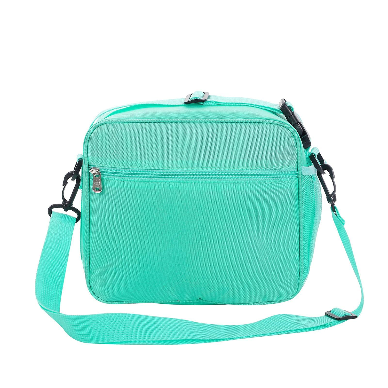 Eine mintgrüne Lunchtasche mit Schultergurt, oberem Reißverschluss und seitlicher Netztasche, isoliert auf weißem Hintergrund.