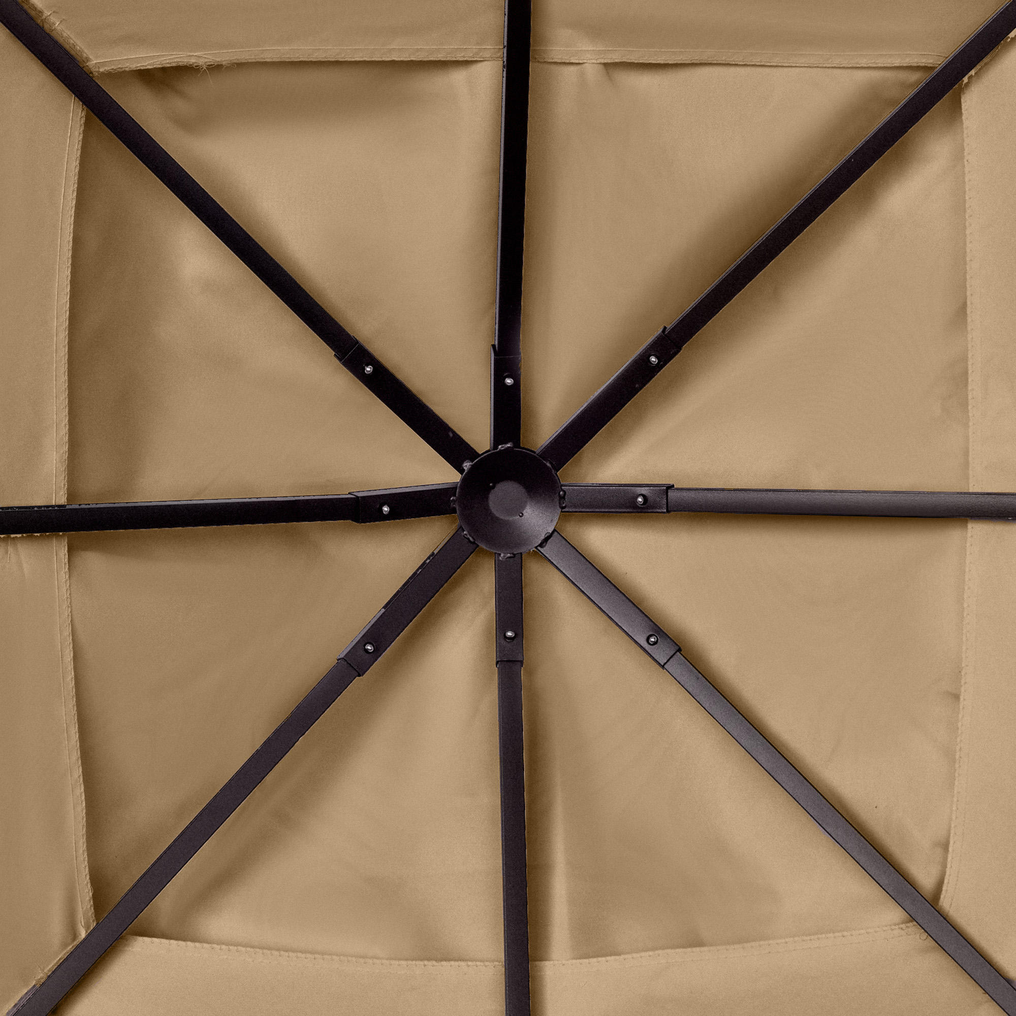 Draufsicht auf das Gestell eines beigen quadratischen Pavillons. Braune Metallstangen bilden ein Gitter.