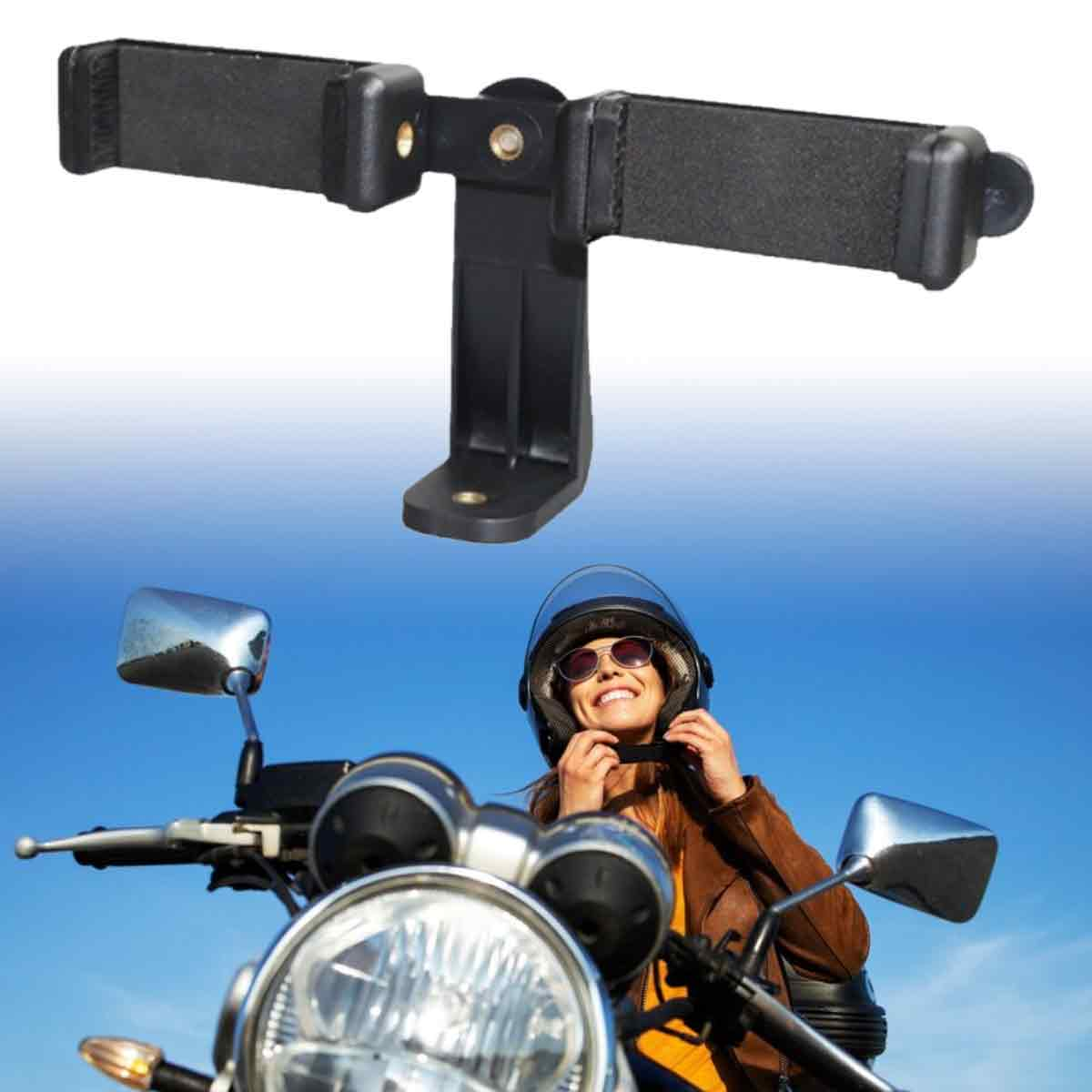 Schwarze Telefonhalterung über einem Motorrad befestigt. Eine Frau mit Helm fährt das Motorrad.
