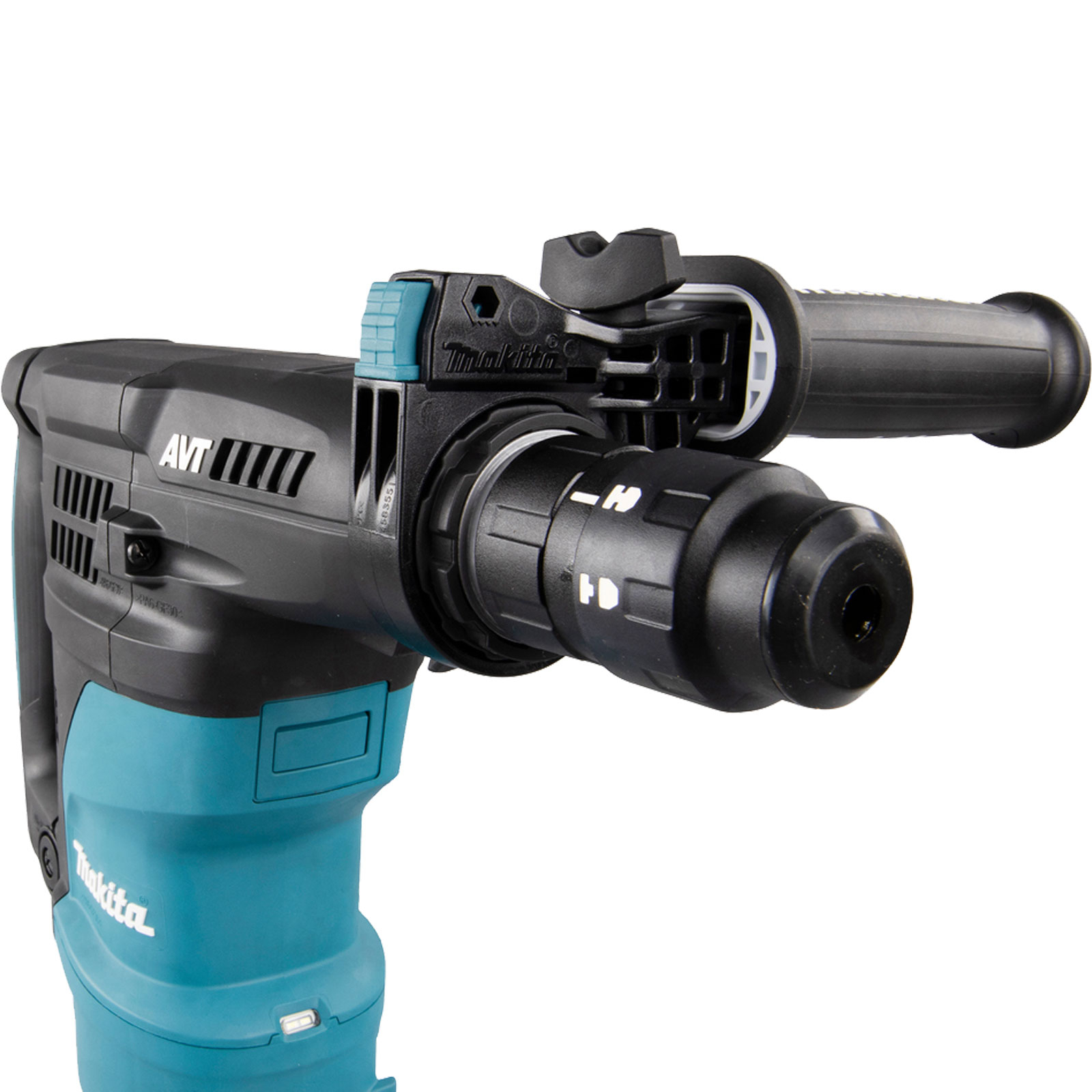 Primer plano de un martillo perforador Makita. El taladro es turquesa y negro, con un mango negro.