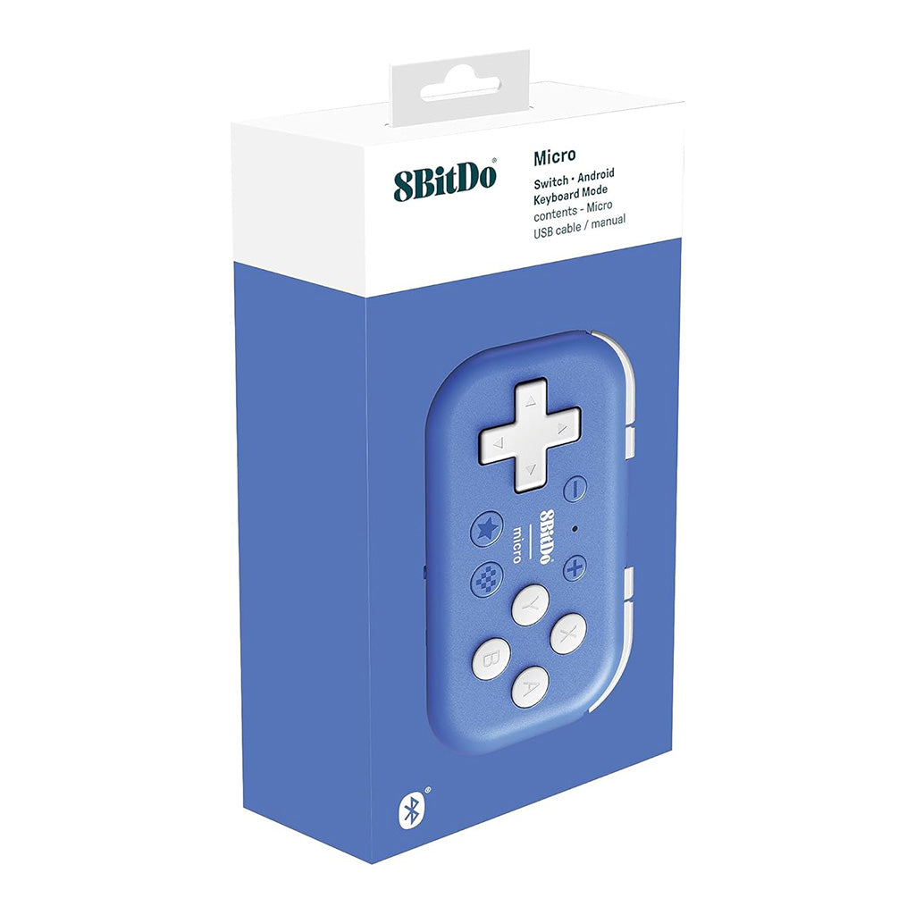 Niebiesko-białe pudełko kontrolera 8BitDo Micro. Kontroler jest widoczny z przodu.