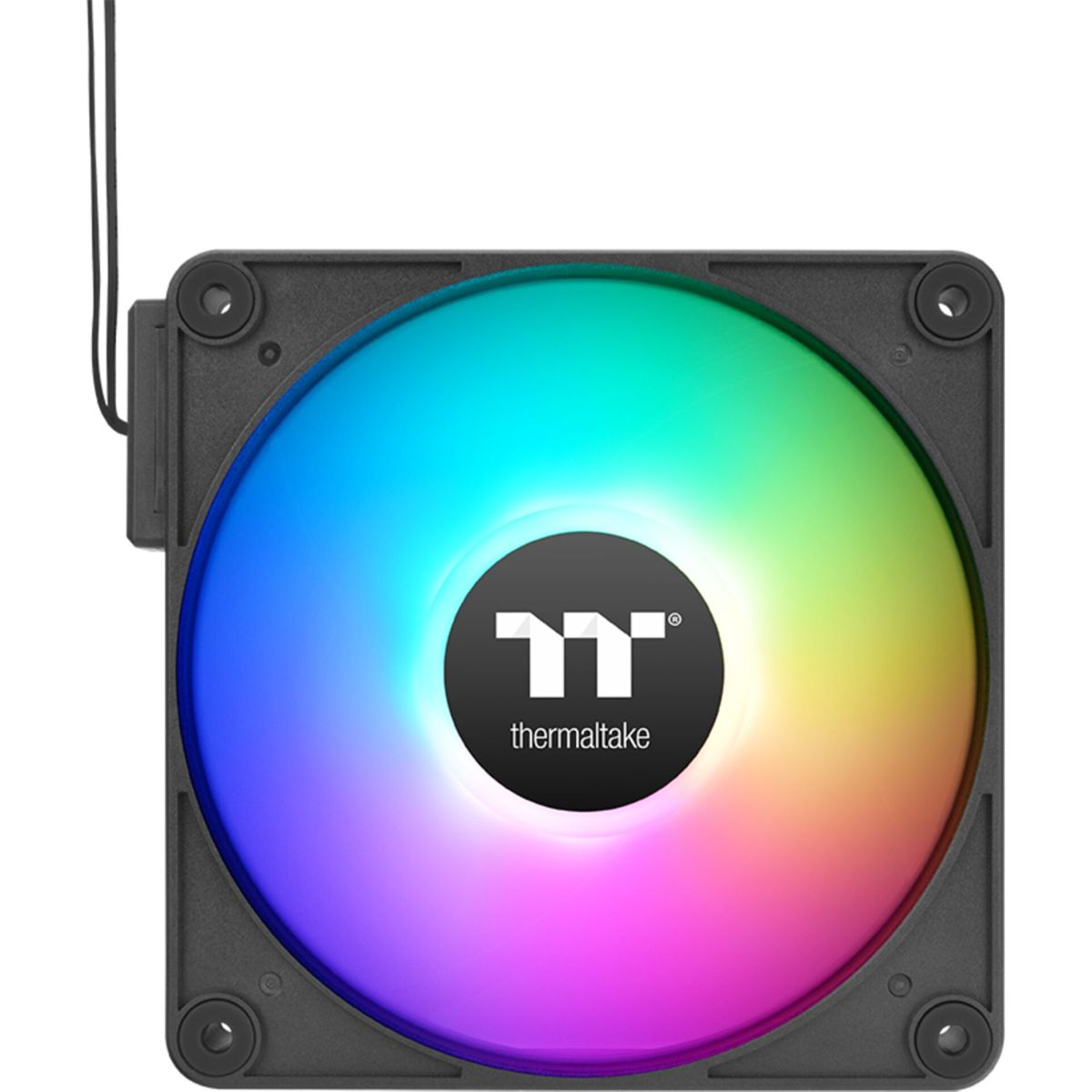 Ein quadratischer, schwarzer Computerlüfter verfügt über ein regenbogenfarbenes Licht, das von der Mitte um das "thermaltake"-Logo ausgeht.