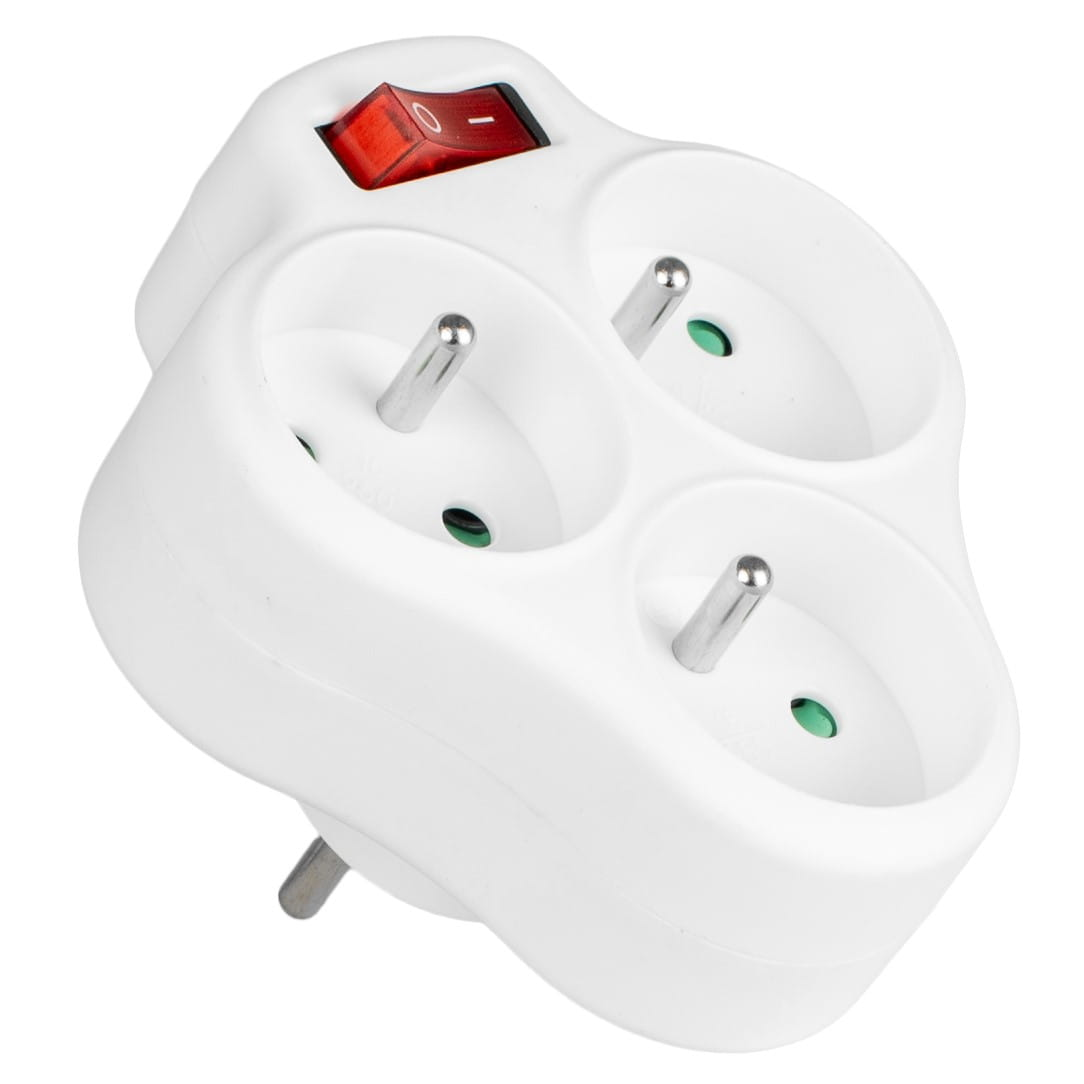 Białe gniazdo elektryczne z trzema gniazdami i czerwonym przełącznikiem.