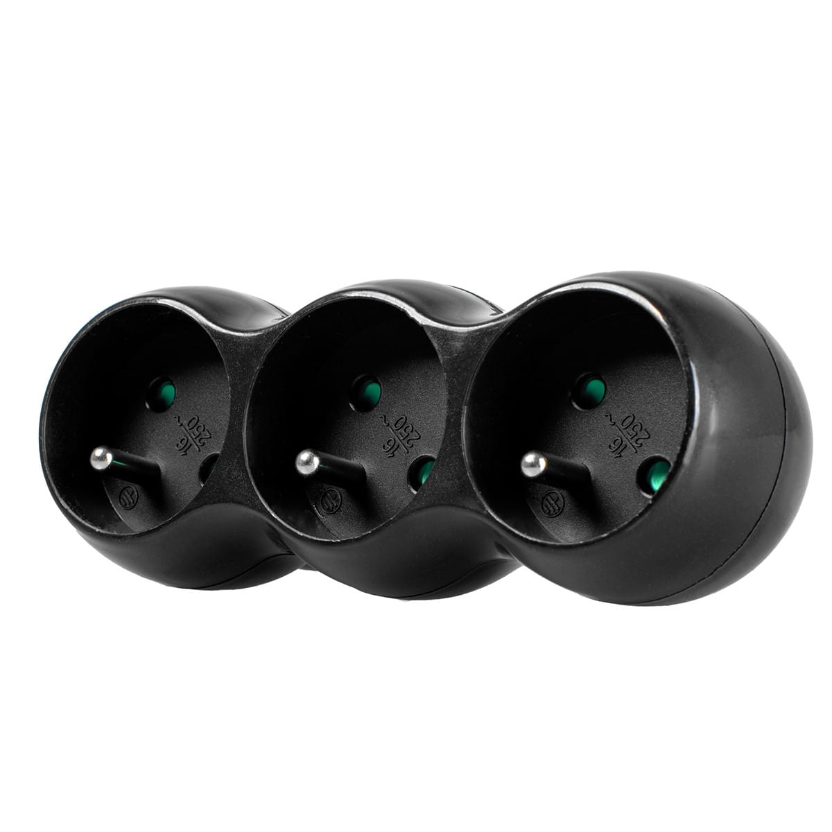 Czarny potrójny adapter zasilania. Trzy gniazda z zielonymi kropkami. Białe tło.
