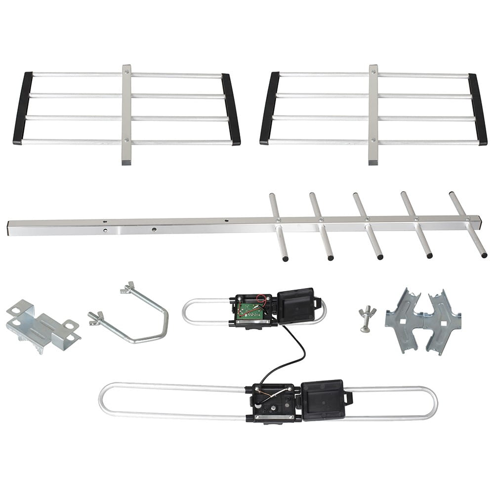 Elementy anteny w stanie zdemontowanym. W tym panele, osprzęt montażowy i części połączeniowe.