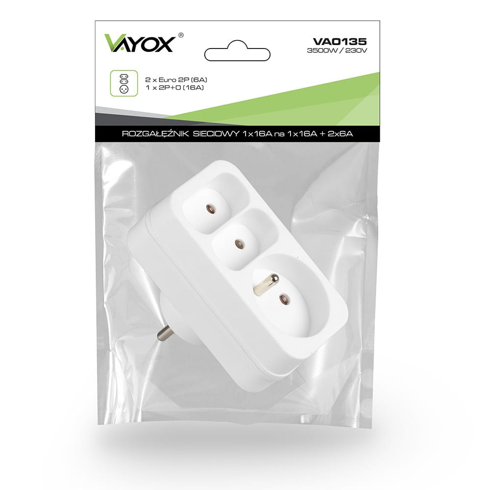Biała listwa zasilająca w przezroczystym plastikowym opakowaniu. Tekst: 'Vayox' i 'Rozgałęźnik Sieciowy'.