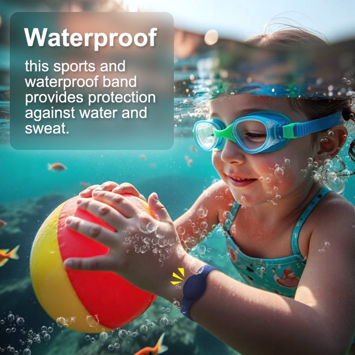 Dziewczyna w wodzie w okularach i niebieskiej opasce fitness, trzymająca piłkę.