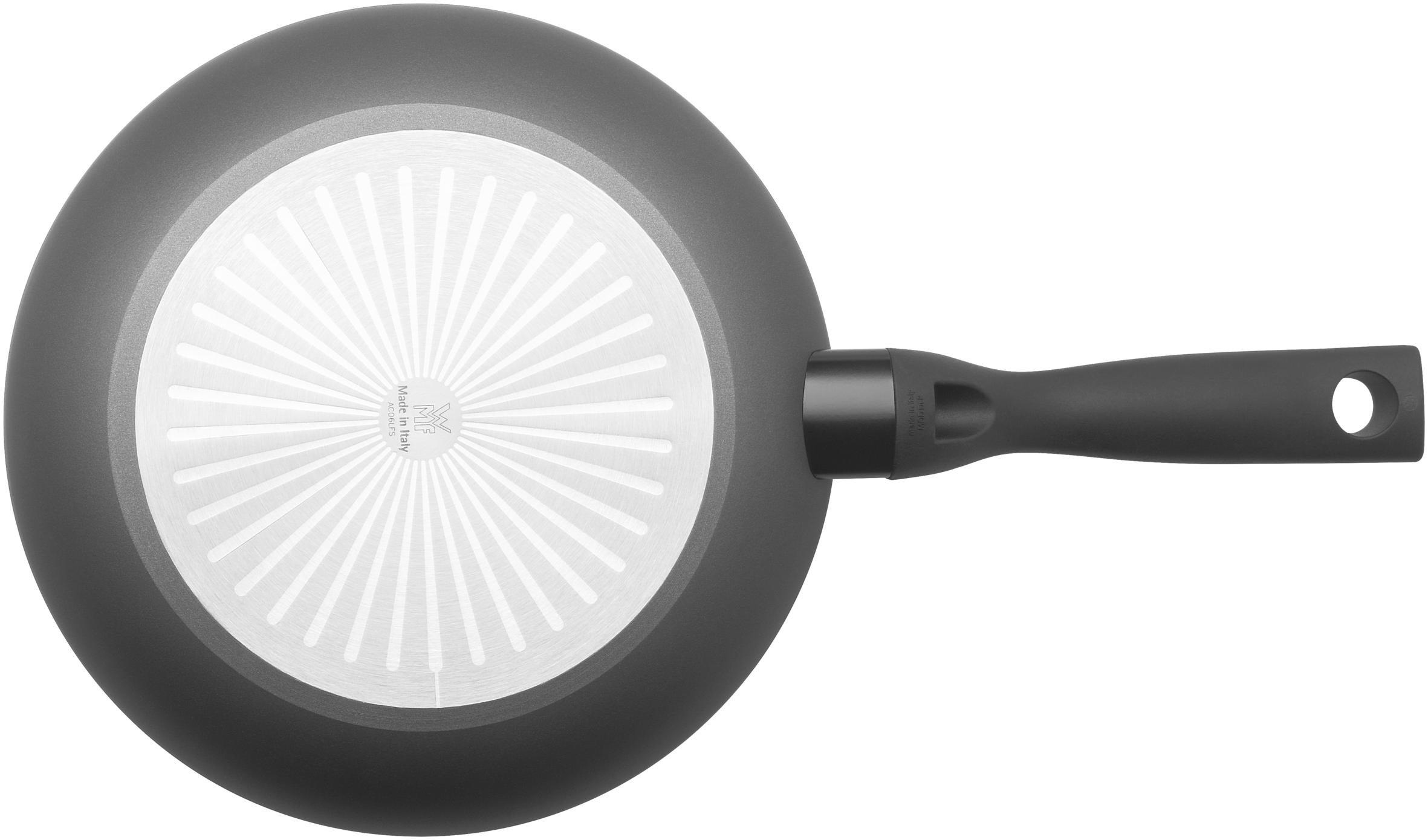Szara patelnia z czarnym uchwytem, spód pokazuje białe koło z promienistymi liniami i 'Made in Italy'.