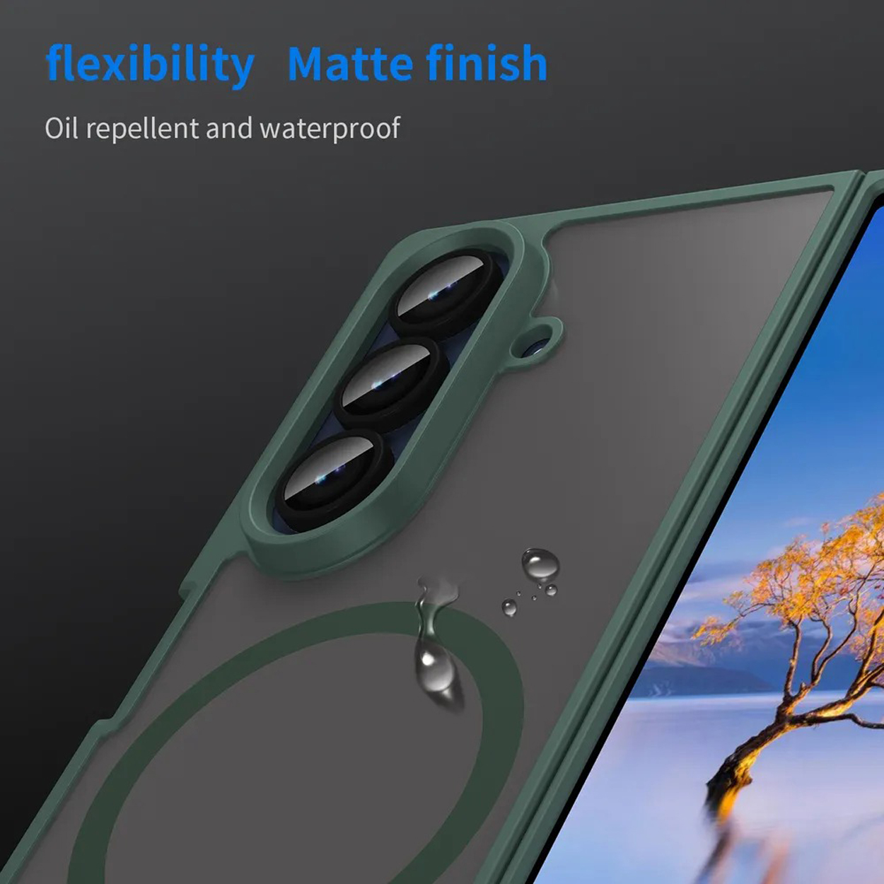 Close-up van een groene telefoonhoes met waterdruppels, met een telefoon en waterbestendigheid. Matte afwerking geadverteerd.