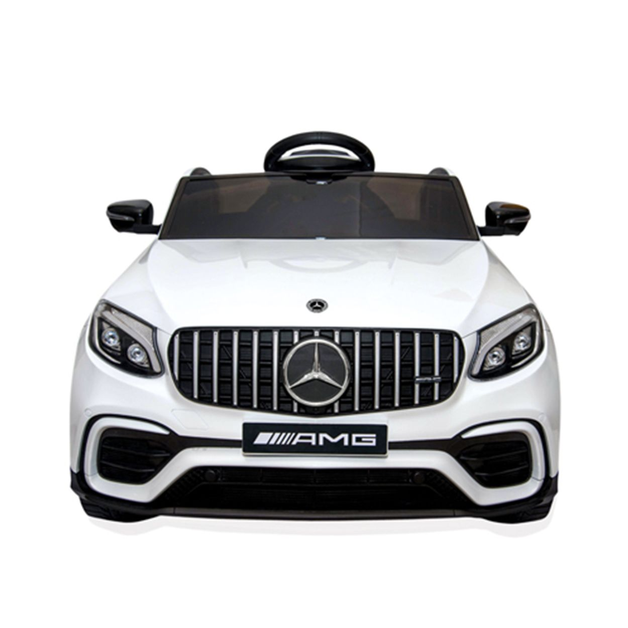Weißes Spielzeugauto mit schwarzen Akzenten, Mercedes-Benz Logo und AMG-Branding. Weißer Hintergrund.