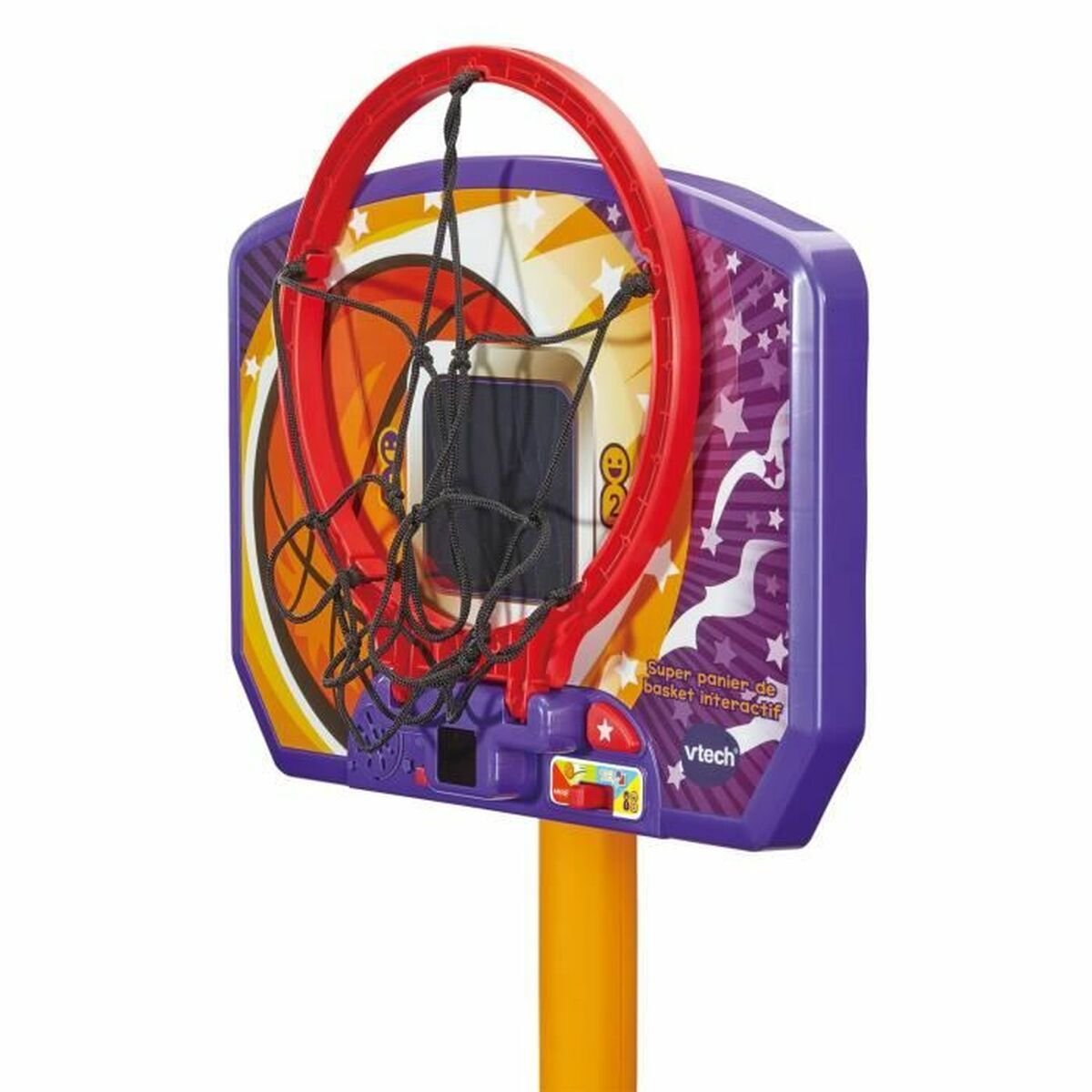 Primo piano del tabellone di un canestro da basket. È viola e rosso, con una rete e la scritta 'Super panier de basket interactif'.