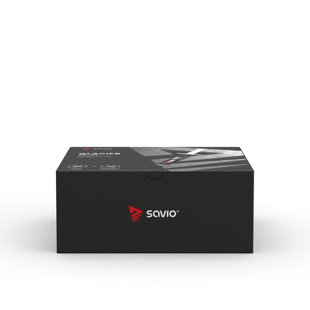 Zamknięte czarne pudełko Savio z czerwonym logo i tekstem na białym tle.