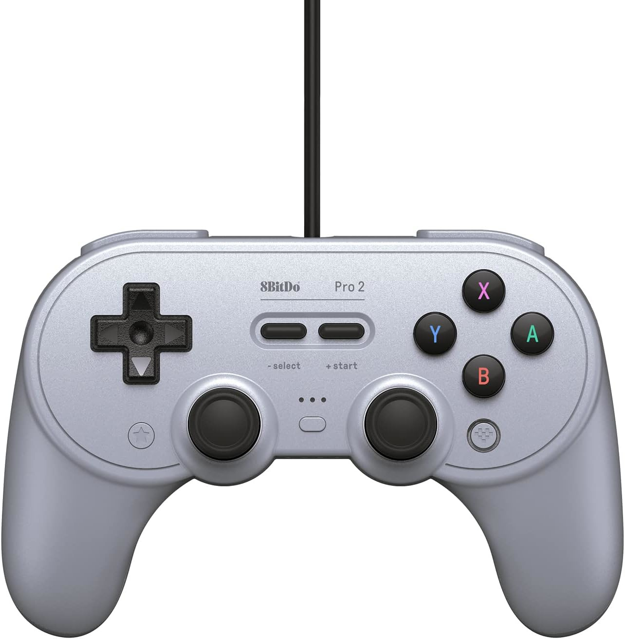 Ein hellgrauer 8BitDo Pro 2 Controller mit schwarzem Kabel und Knöpfen.