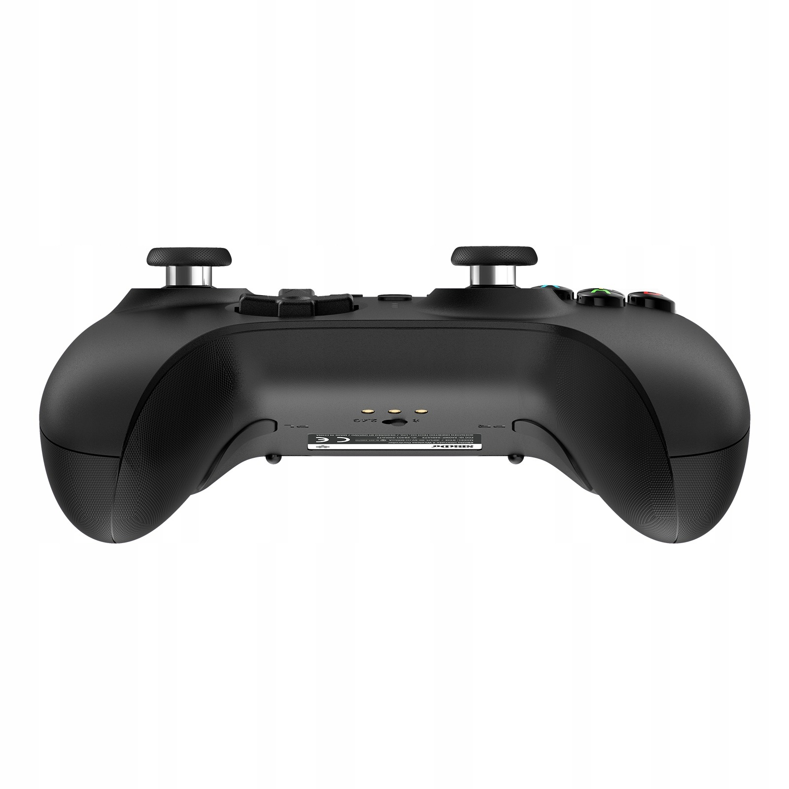 Controller di gioco nero con pulsanti e due joystick, su sfondo bianco.