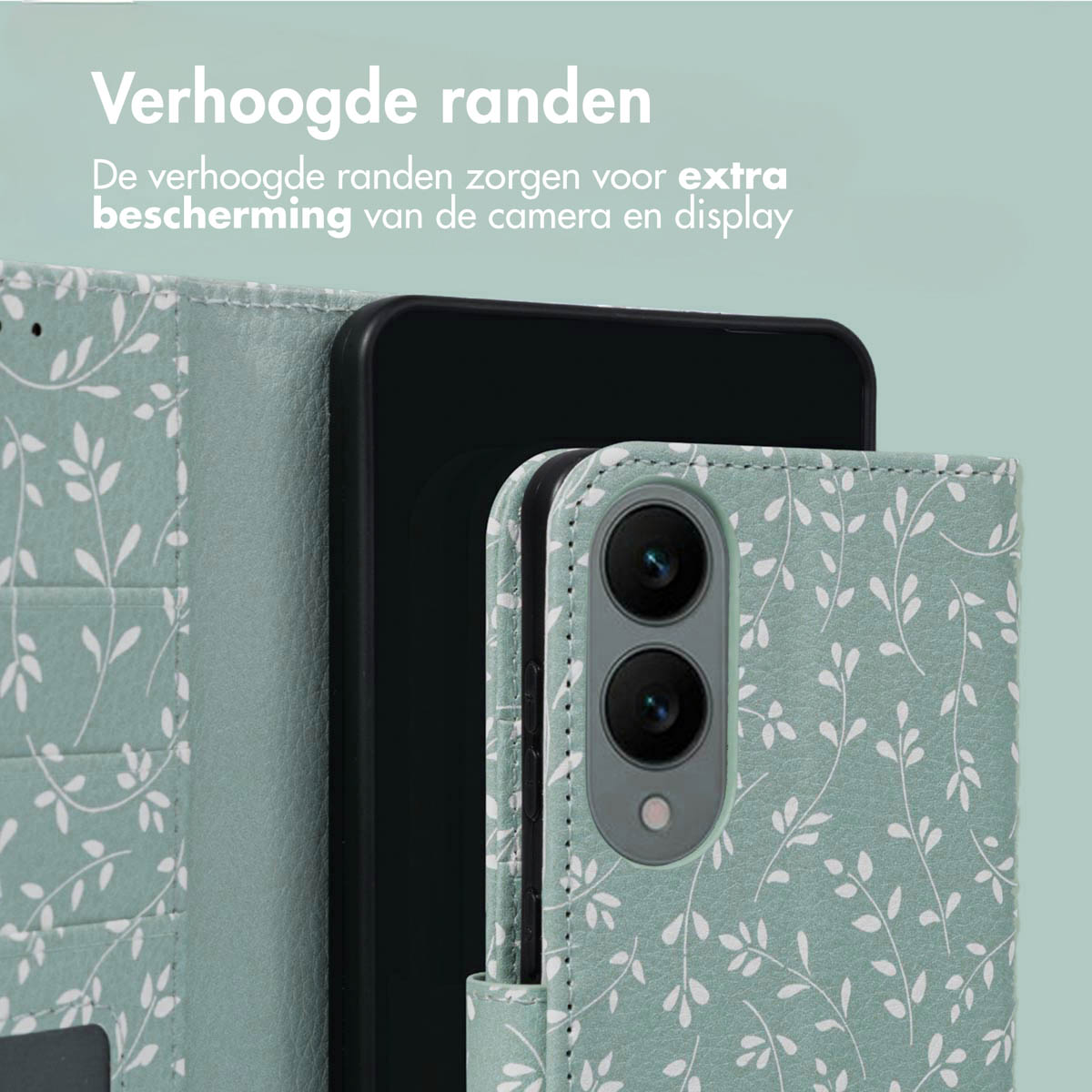 Un téléphone à l'intérieur d'un étui à motifs de feuilles vert menthe. L'étui a des bords surélevés.