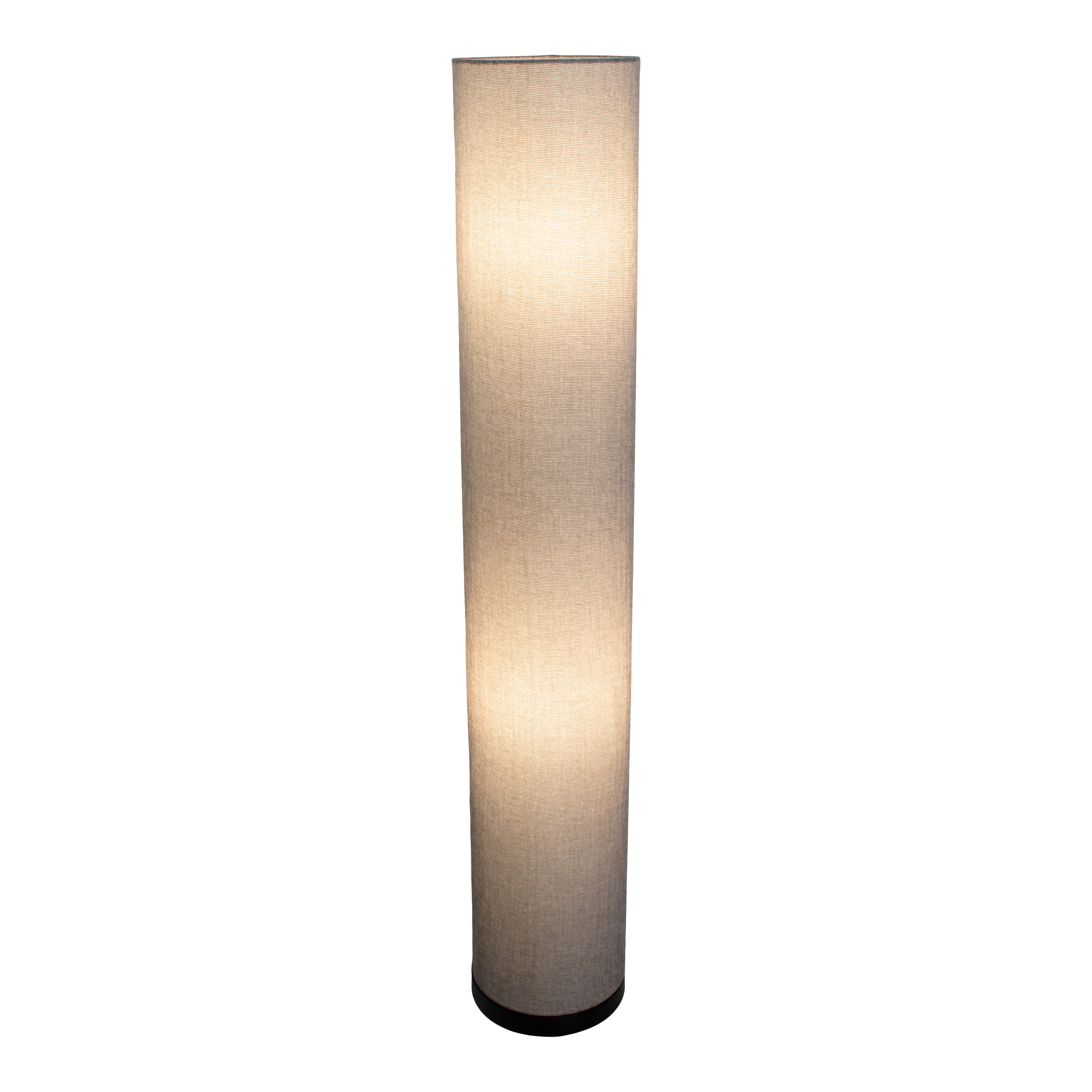 Hohe, zylindrische Stehlampe mit Stoffschirm. Weißer Hintergrund.