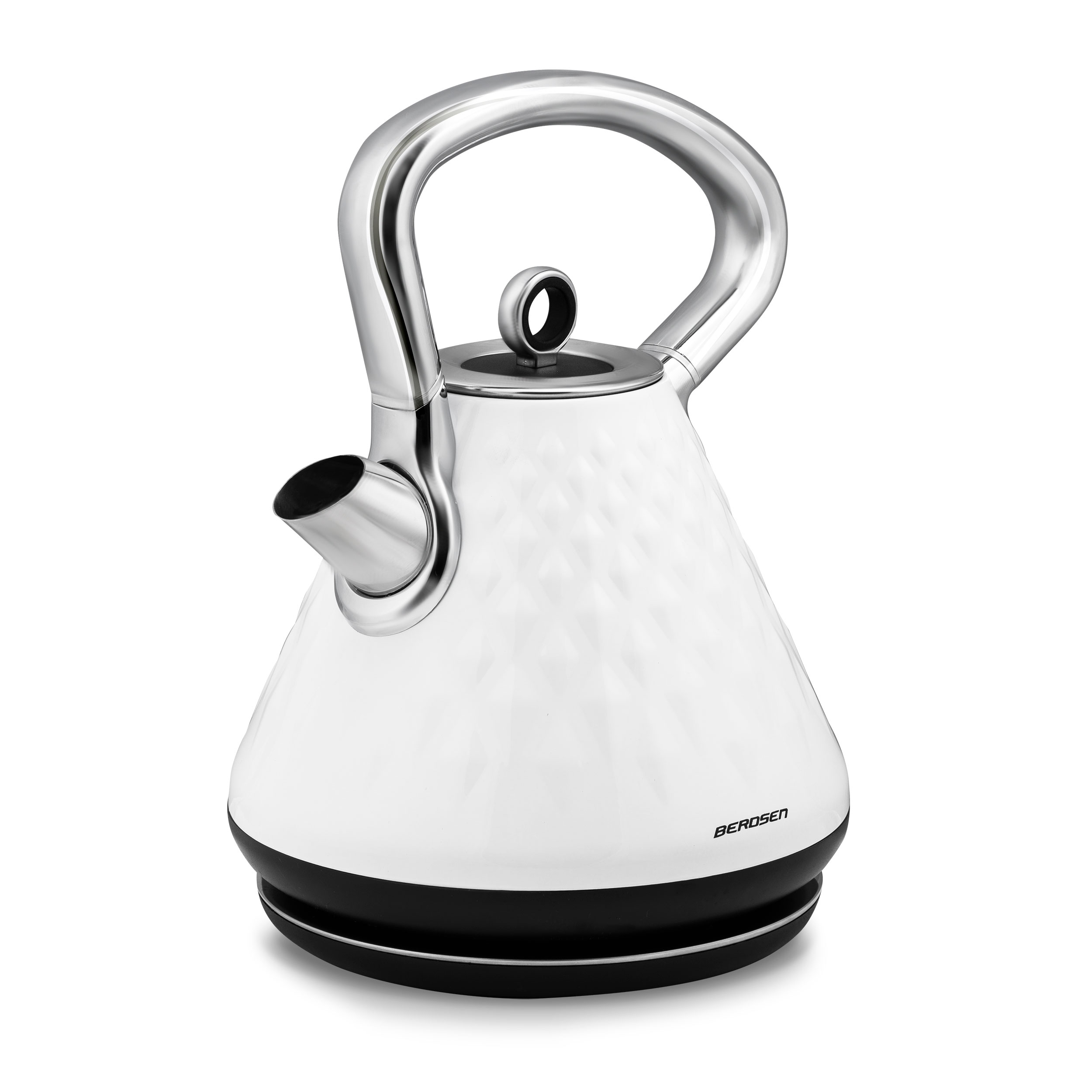 Biały czajnik z czarnymi akcentami i srebrnym uchwytem. Ma teksturowaną powierzchnię i okrągłą podstawę.