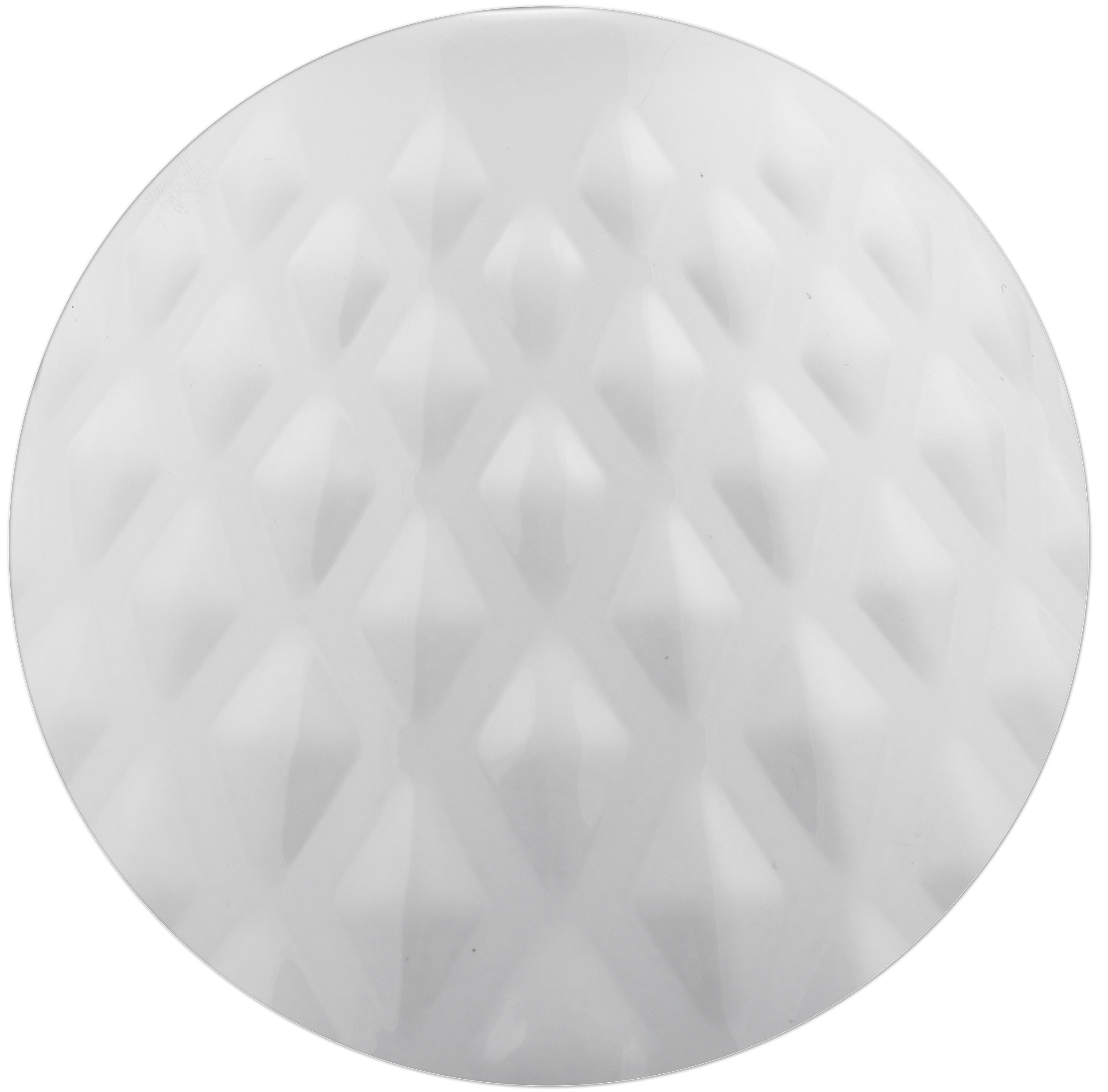 Biała, owalna pokrywka z wzorem rombów na powierzchni. Wzór tworzy teksturowany wygląd.