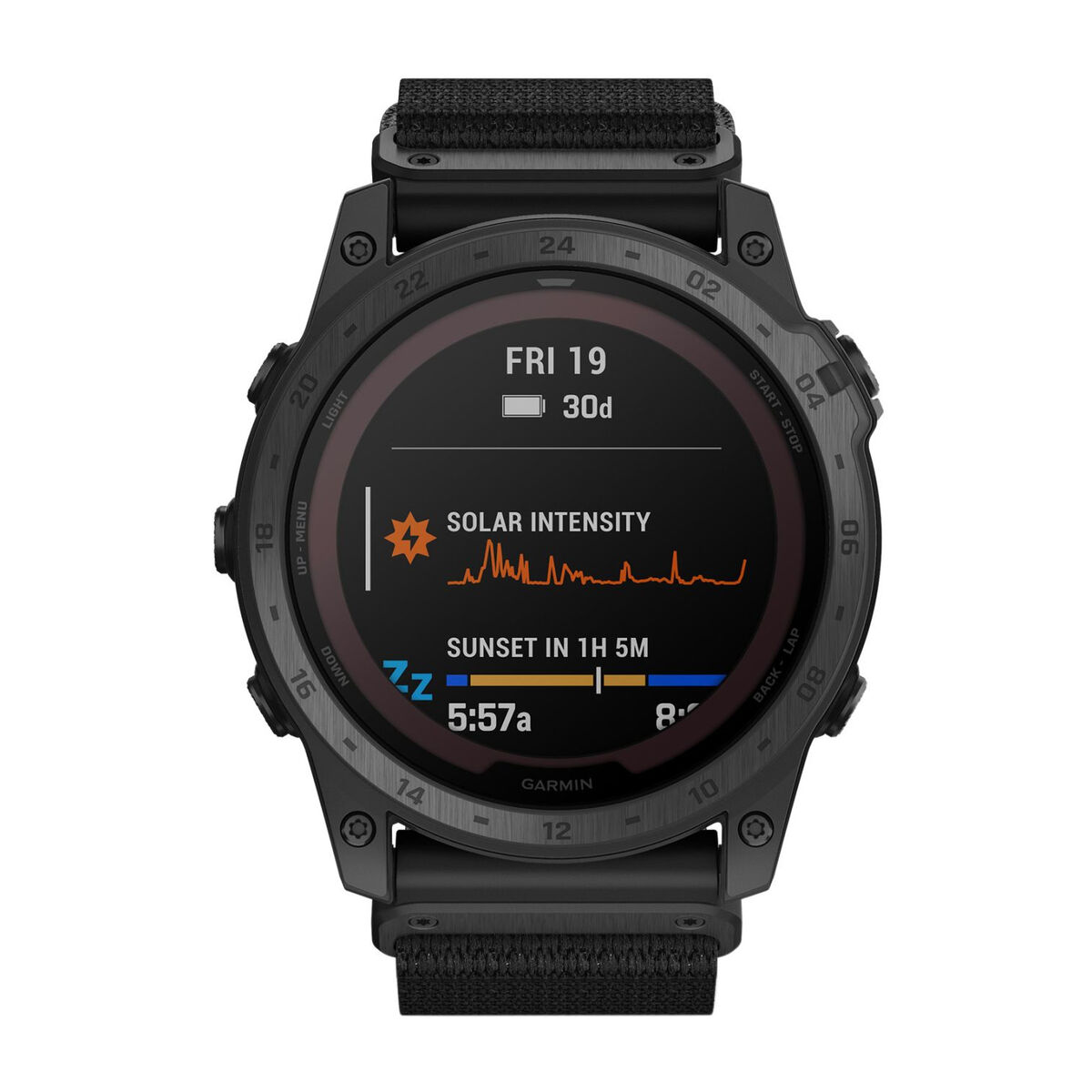 Eine schwarze Garmin-Uhr zeigt Datum, Sonnenintensität und Uhrzeit an. Der Bildschirm zeigt Datum und Uhrzeit.