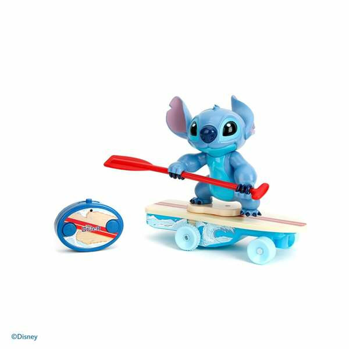 Stitch, die blaue Disney-Figur, surft auf einem Surfbrett mit Paddel und einem weiteren kleinen Gerät.