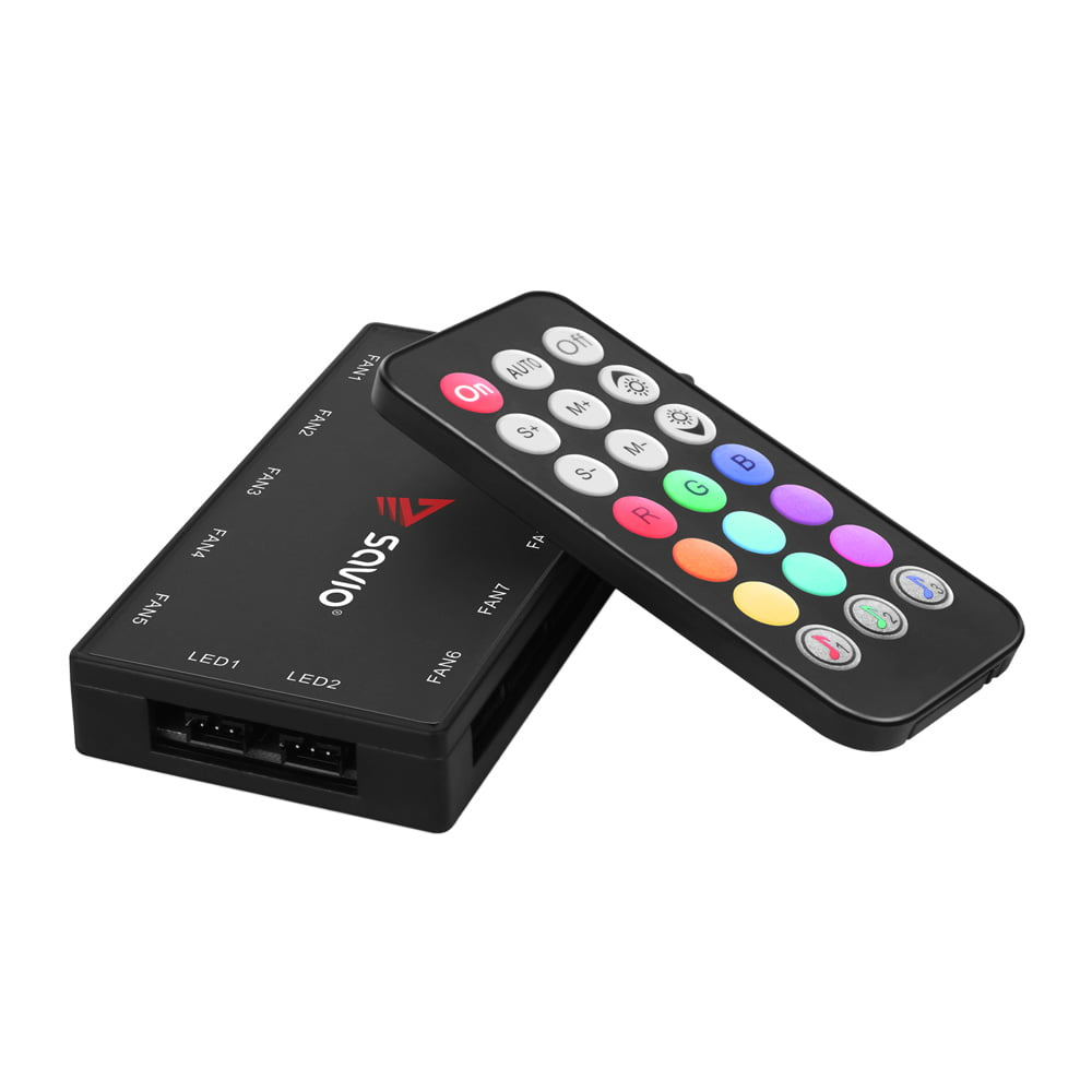 Czarny pilot i czarny kontroler LED Savio na białym tle.