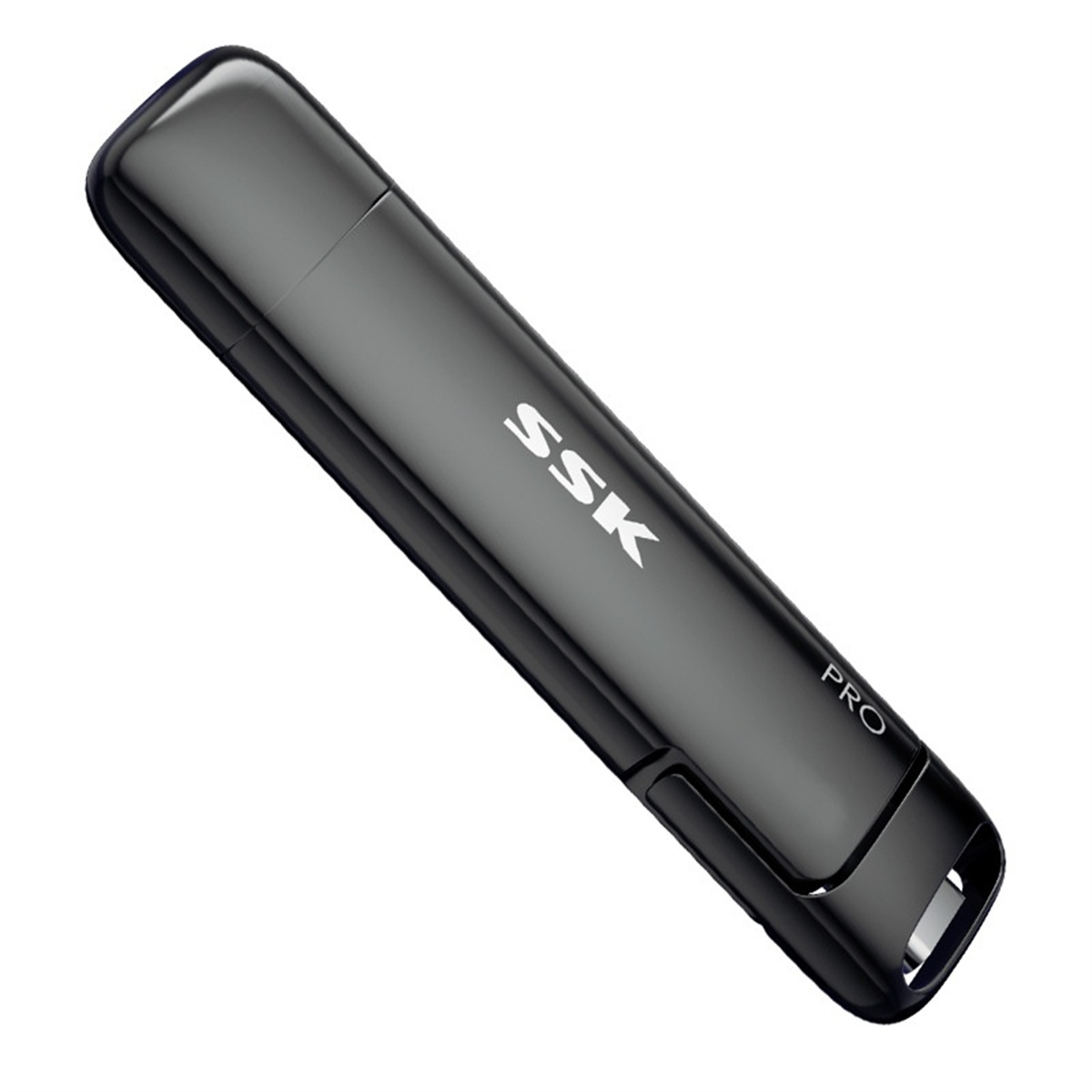 Ein schwarzer SSK Pro USB-Stick. Der Stick ist rechteckig mit abgerundeten Kanten. Das Logo SSK ist aufgedruckt.