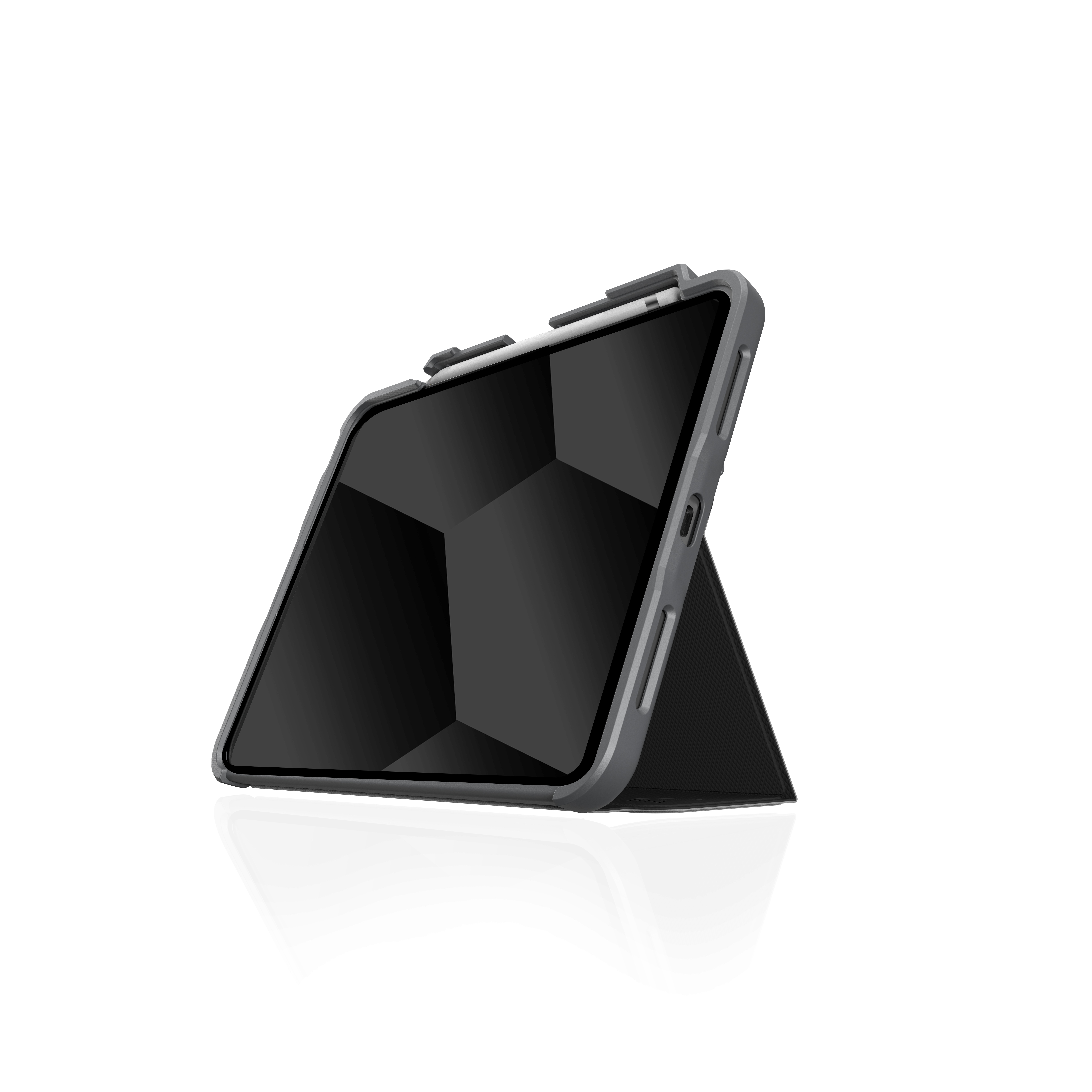 Retro del tablet nella custodia, angolato. Custodia e supporto neri. Cornice grigia. Sfondo bianco.