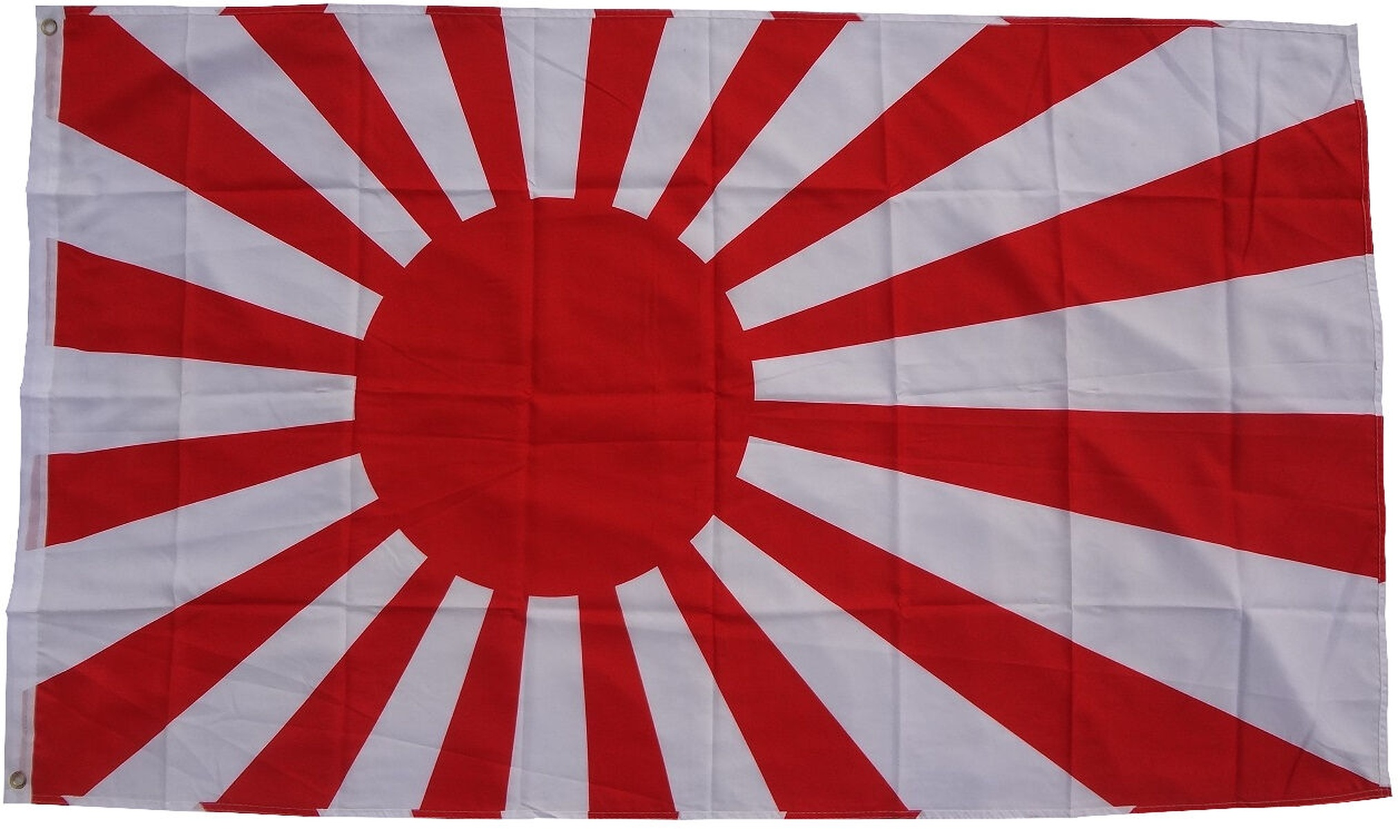 Japanische Kriegsflagge mit roter Sonne und roten Strahlen.