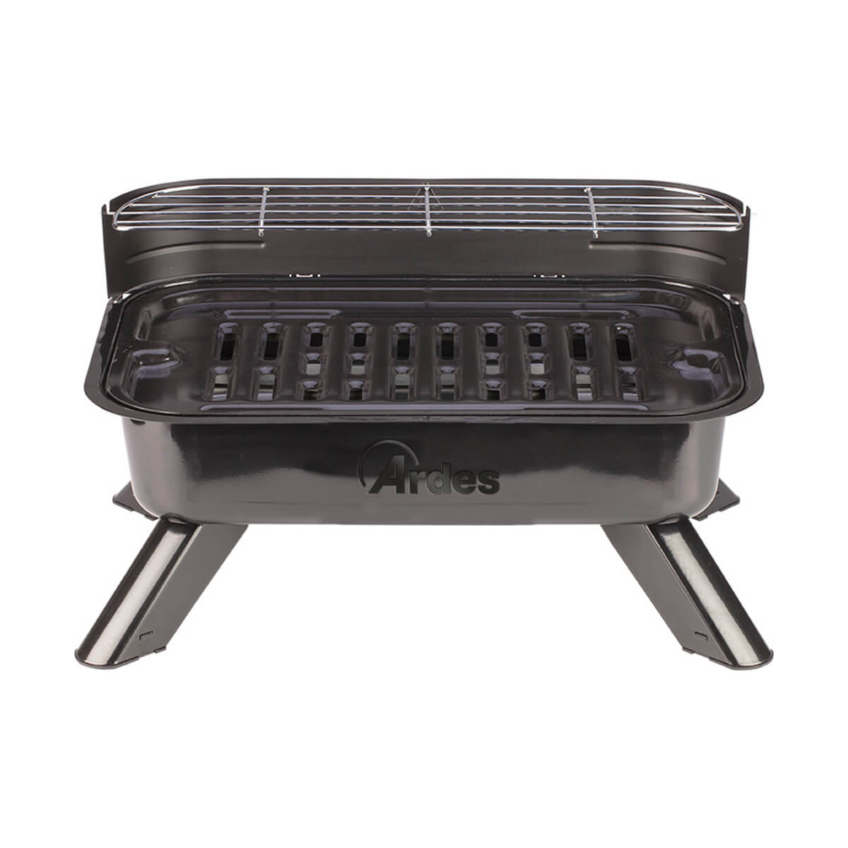 Ein dunkelgrauer Ardes-Grill mit silbernen Beinen und einem Drahtgestell. Der Grill ist auf weißem Grund.