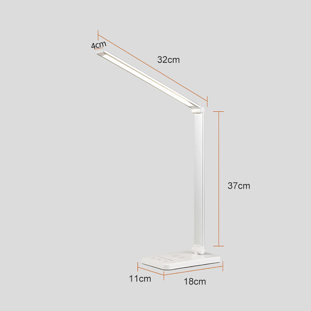 Eine weiße Schreibtischlampe mit den angegebenen Abmessungen: 4 cm, 32 cm, 37 cm, 11 cm und 18 cm.