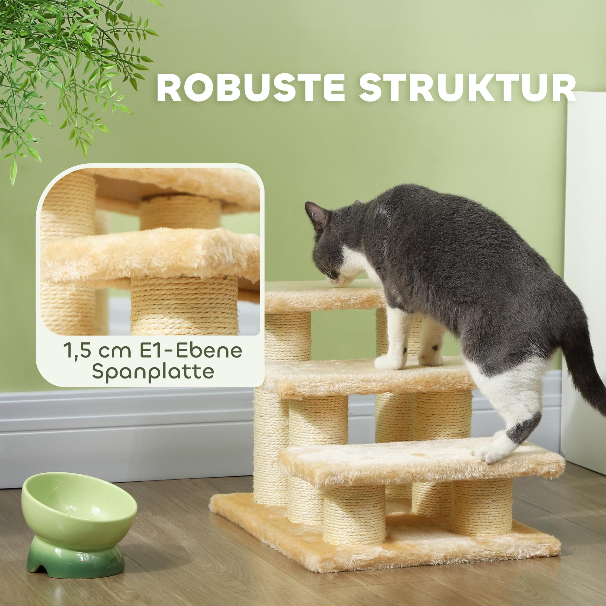 Eine Katze auf einem Katzenbaum mit einer grünen Schale im Vordergrund, die eine robuste Struktur zeigt.