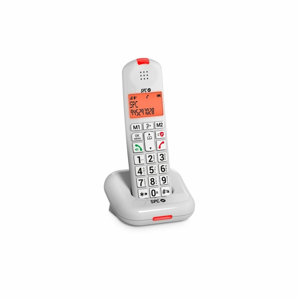 Un telefono cordless bianco e una base che mostrano l'ora e la data su uno sfondo bianco.