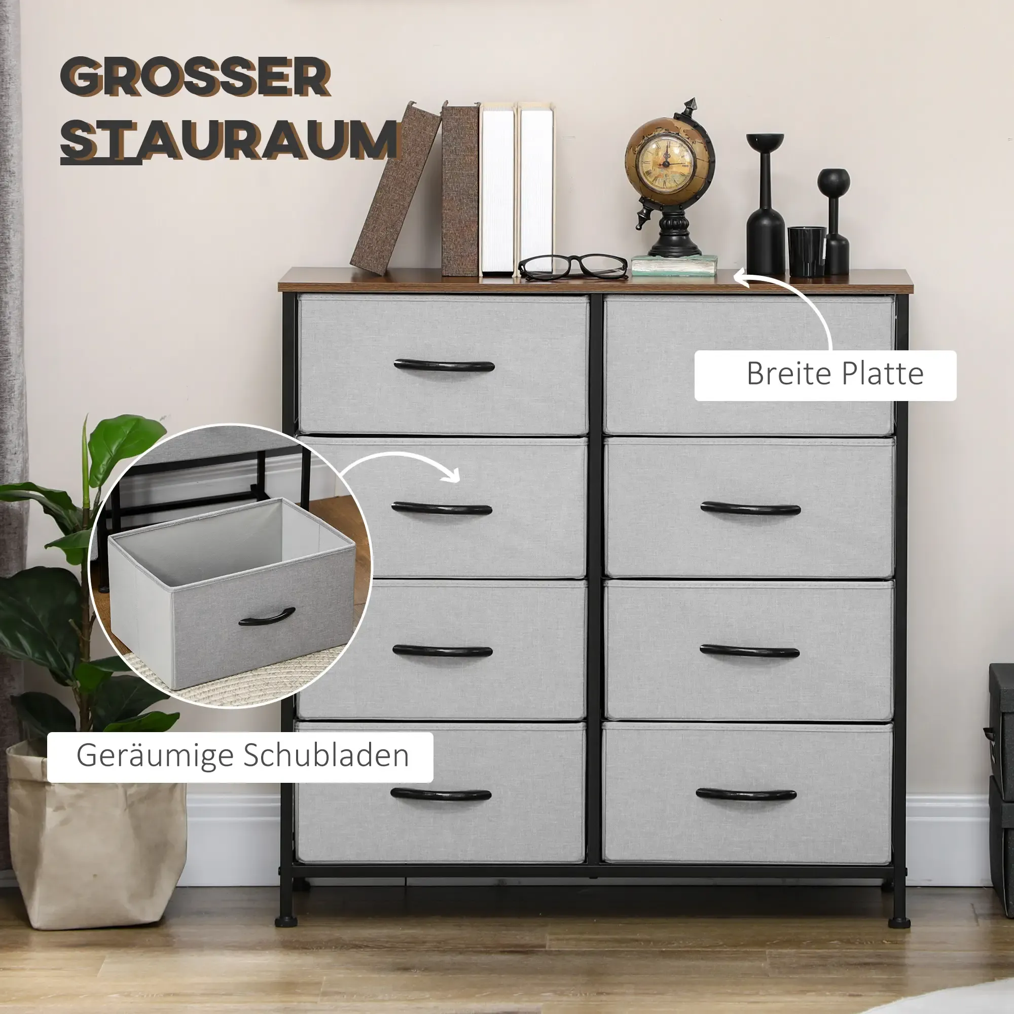 Ein Schrank mit acht Schubladen, einer Holzplatte und einem schwarzen Rahmen. Eine Pflanze und ein Globus stehen oben.