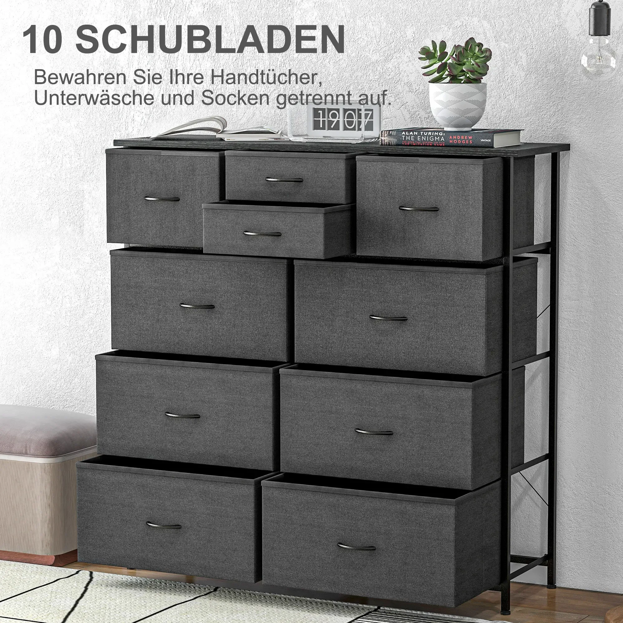 Eine dunkelgraue Kommode mit zehn Schubladen, in verschiedenen Größen angeordnet. Der Rahmen ist schwarz.
