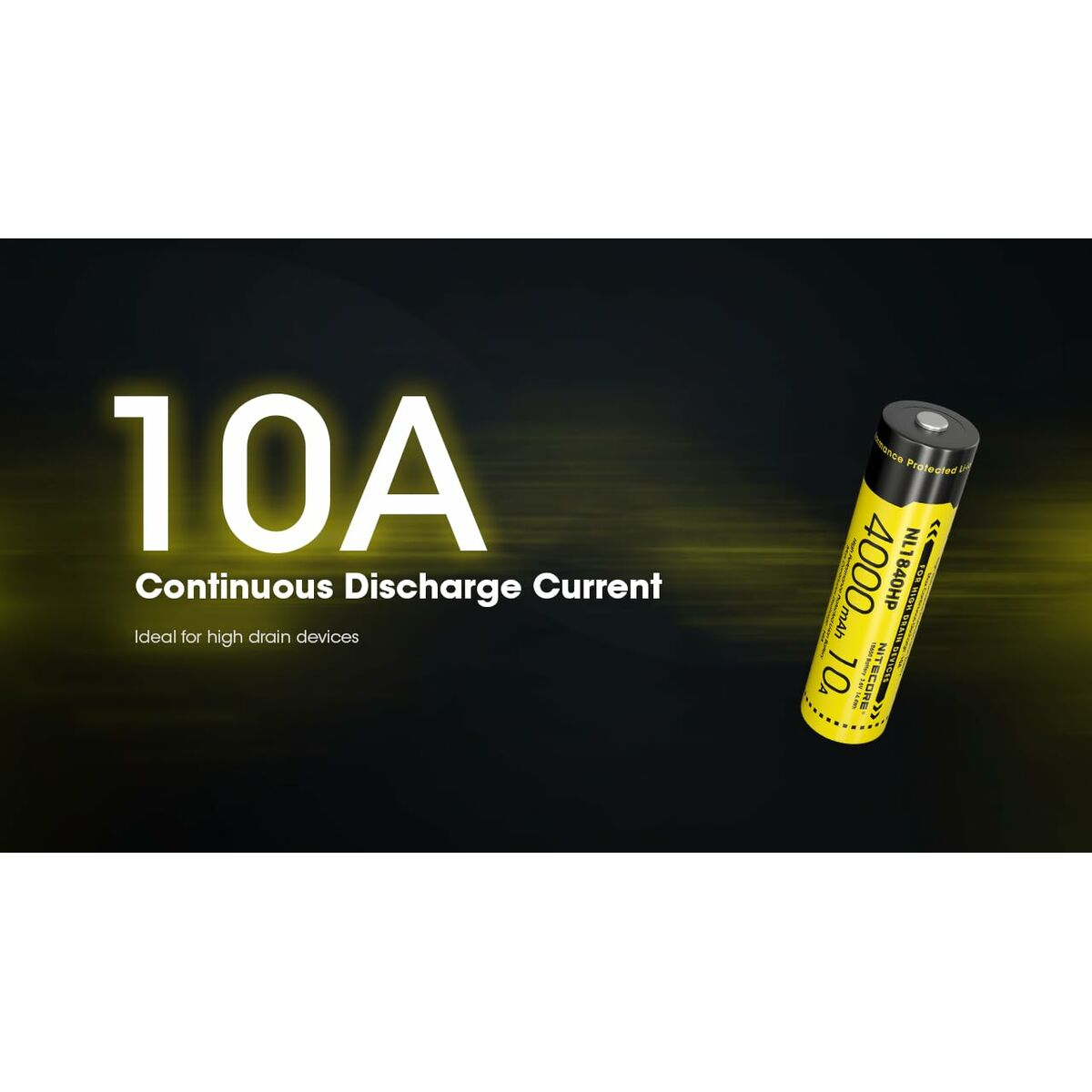 Una batteria gialla e nera con corrente di scarica continua di 10 A mostrata su sfondo nero.