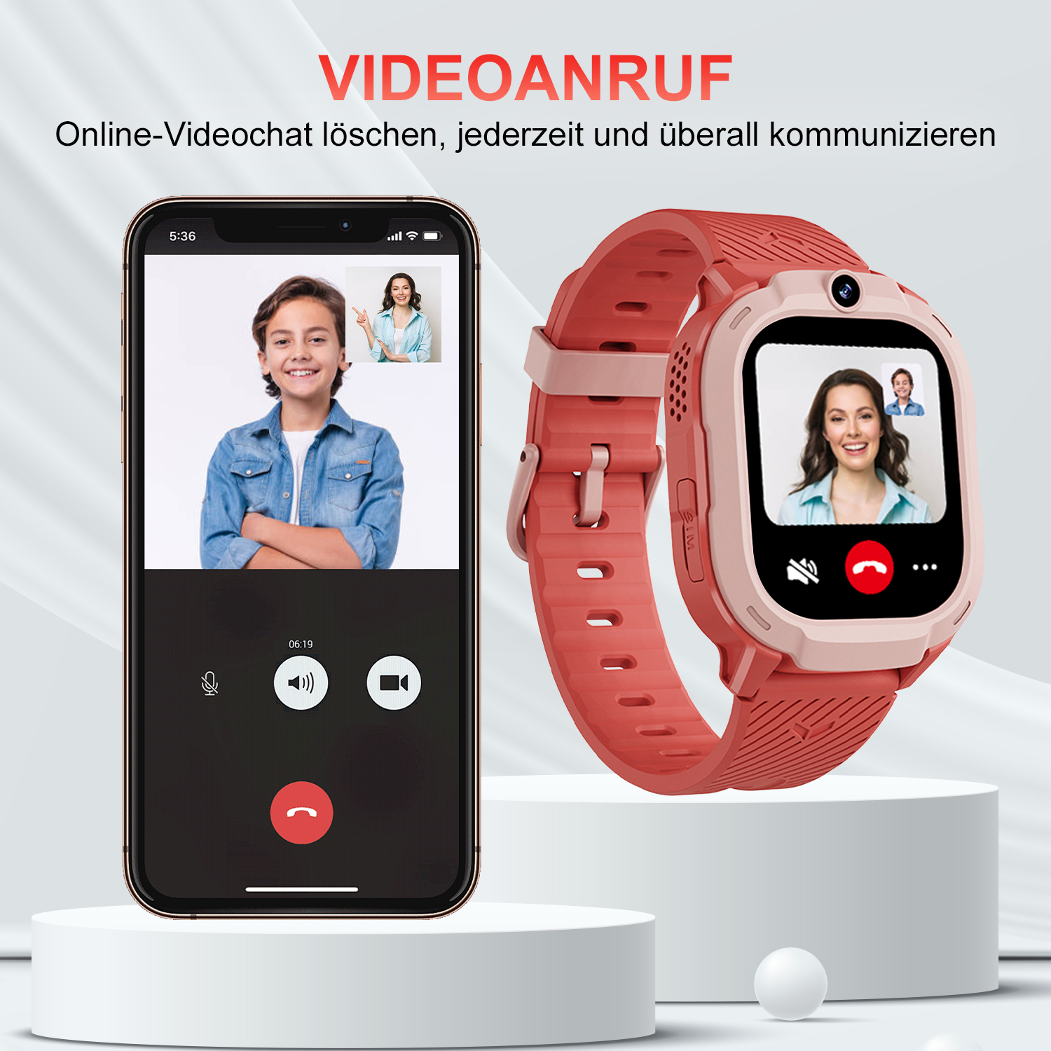 Smartwatch mostrando videollamada con un niño y una mujer. El reloj está en una plataforma blanca.