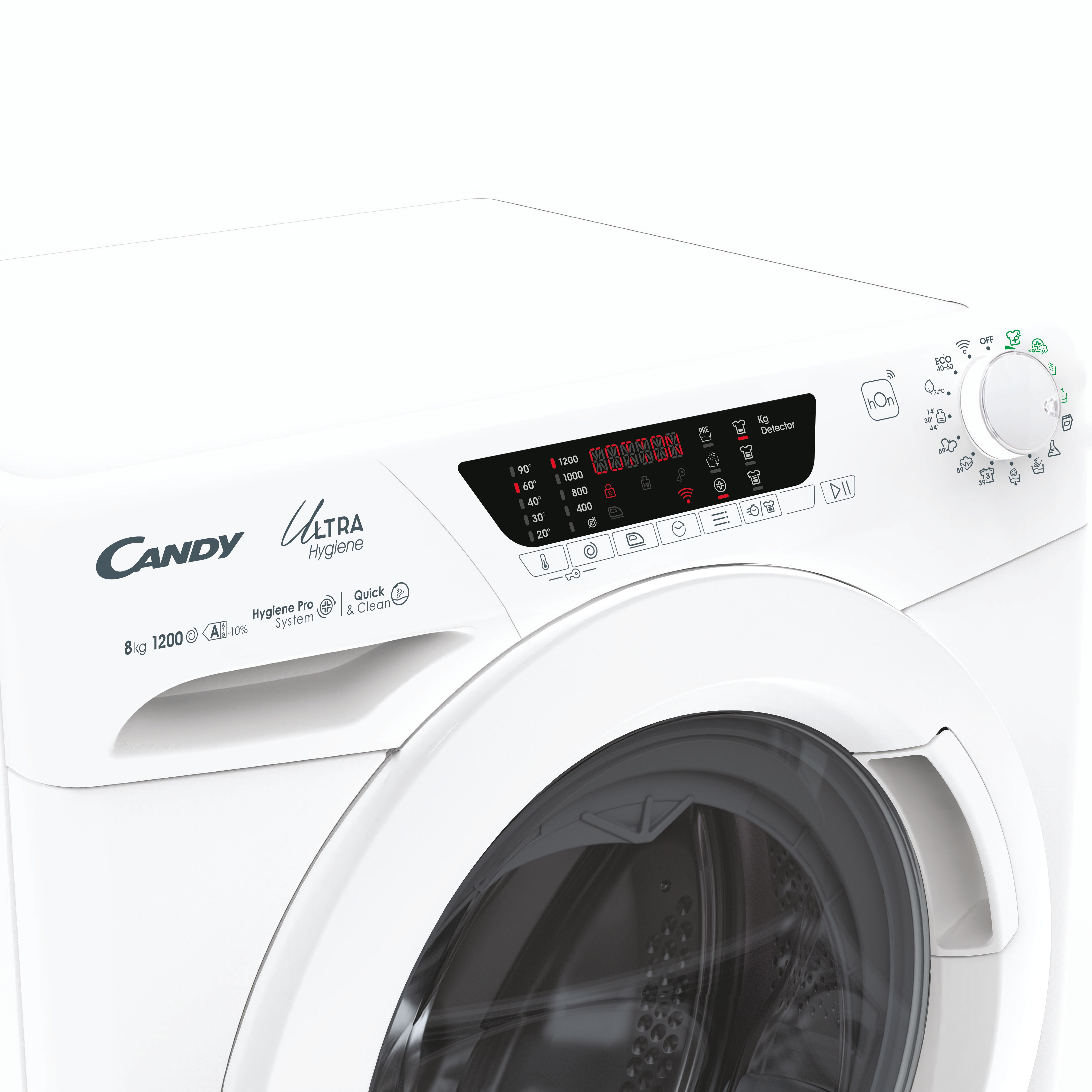Primer plano de una lavadora Candy blanca, con un panel de control que muestra la temperatura y la configuración de lavado.