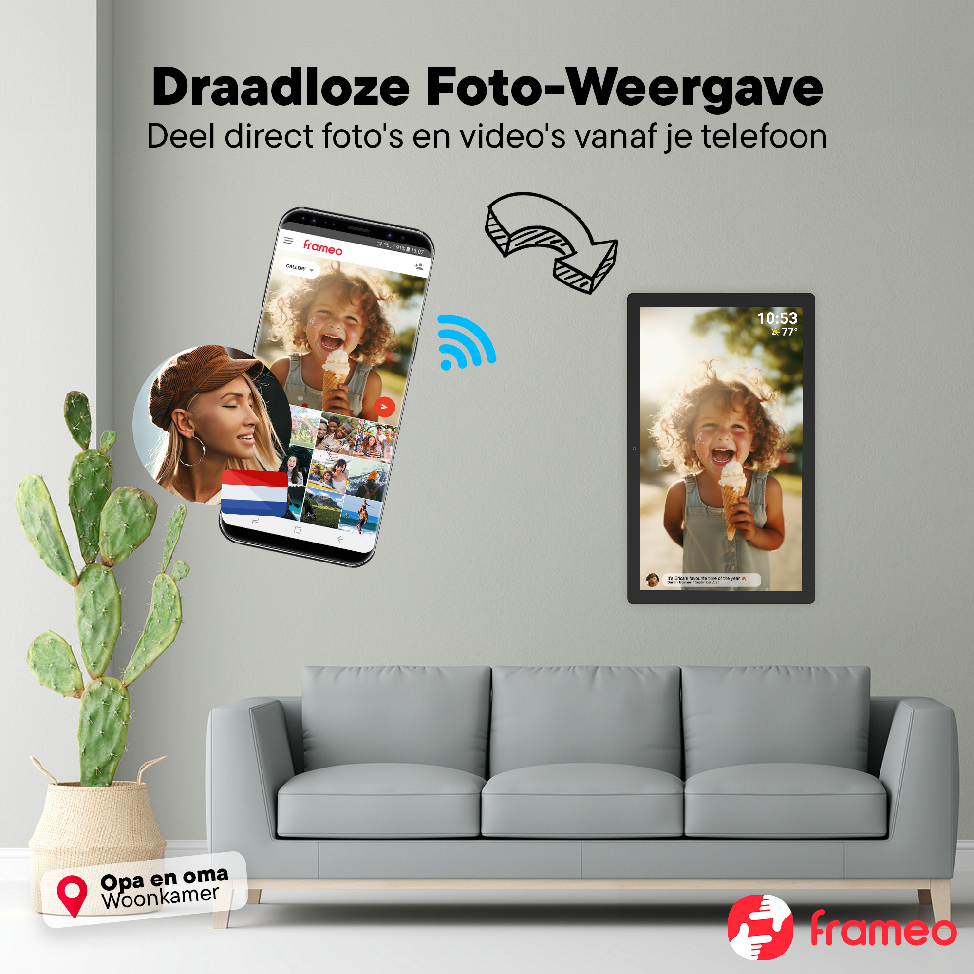 Ramka na zdjęcia wyświetlająca zdjęcie dziewczynki z lodem w rożku, z telefonem i kanapą w tle.