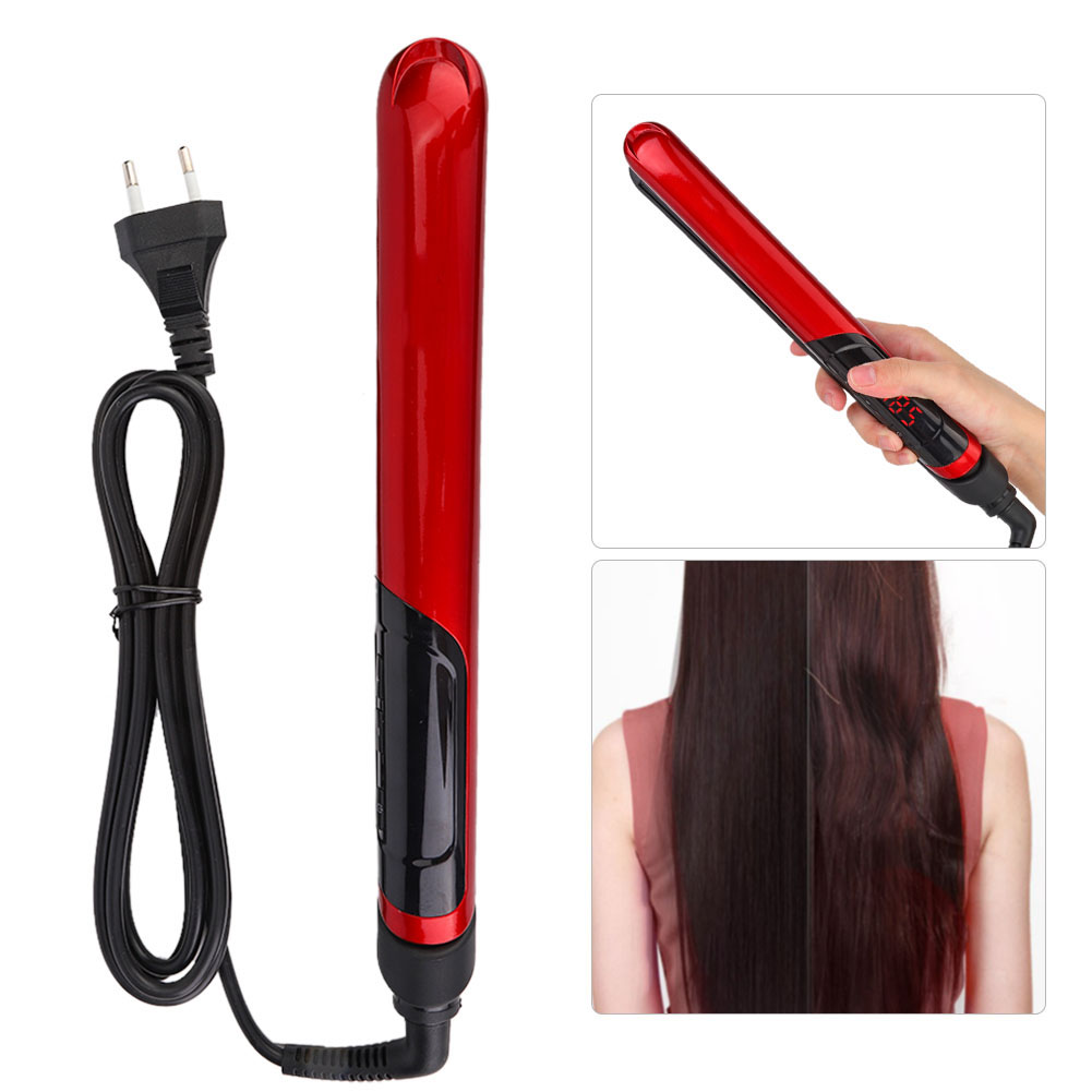 Ein roter Haarglätter mit schwarzem Kabel und Stecker. Auch ein Schuss von Haaren vor/nach dem Glätten.
