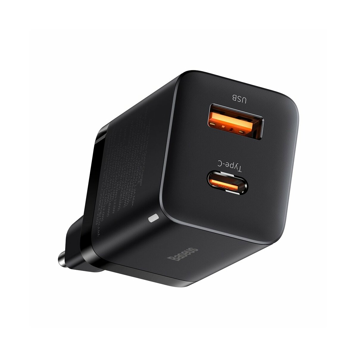 Caricatore Baseus nero con porte USB e Type-C. Interni arancioni nelle porte. Sfondo bianco. Spina in basso a sinistra.