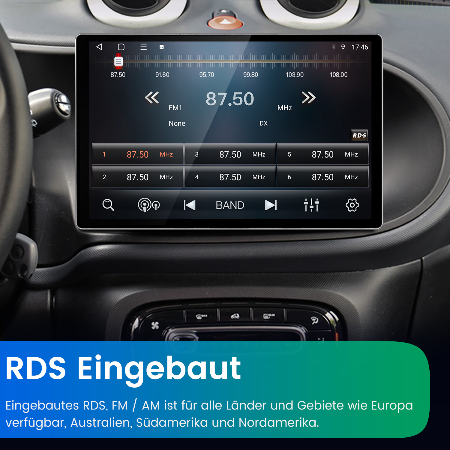 Autoradio-Bildschirm zeigt 87,50 MHz an. Enthält Tasten und eine Uhr. Unten: Text RDS Eingebaut mit Zusatzinfo.