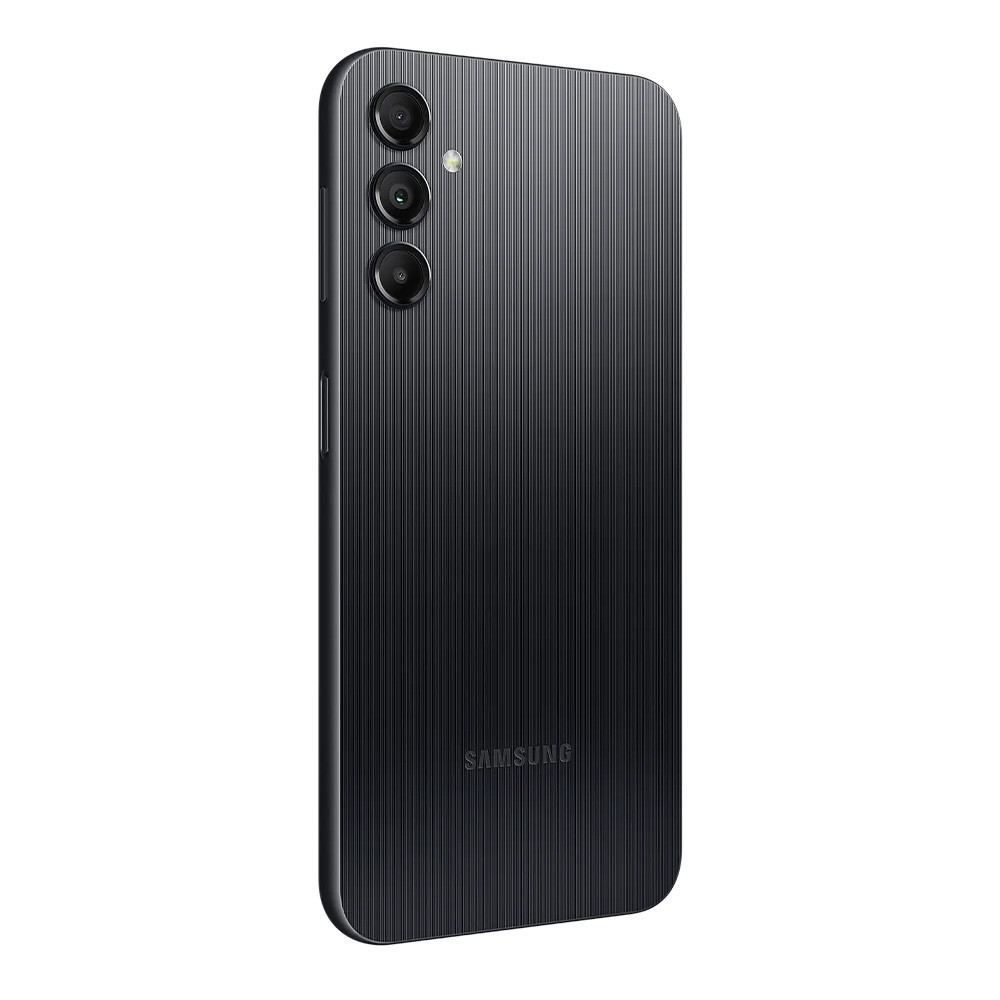 Un teléfono inteligente Samsung negro con una parte trasera texturizada. Tiene tres cámaras traseras y el logotipo de Samsung.