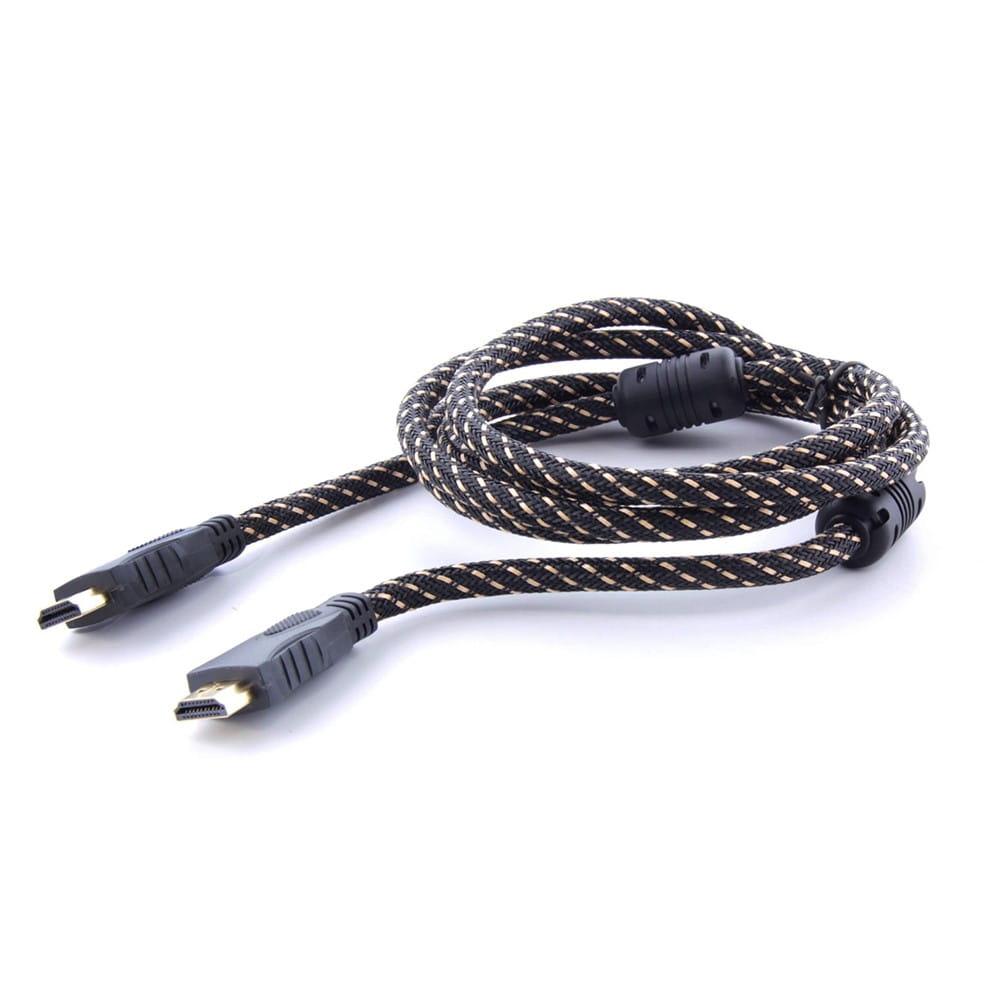 Kabel HDMI z czarno-beżowym plecionym przewodem i czarnymi złączami na białym tle.