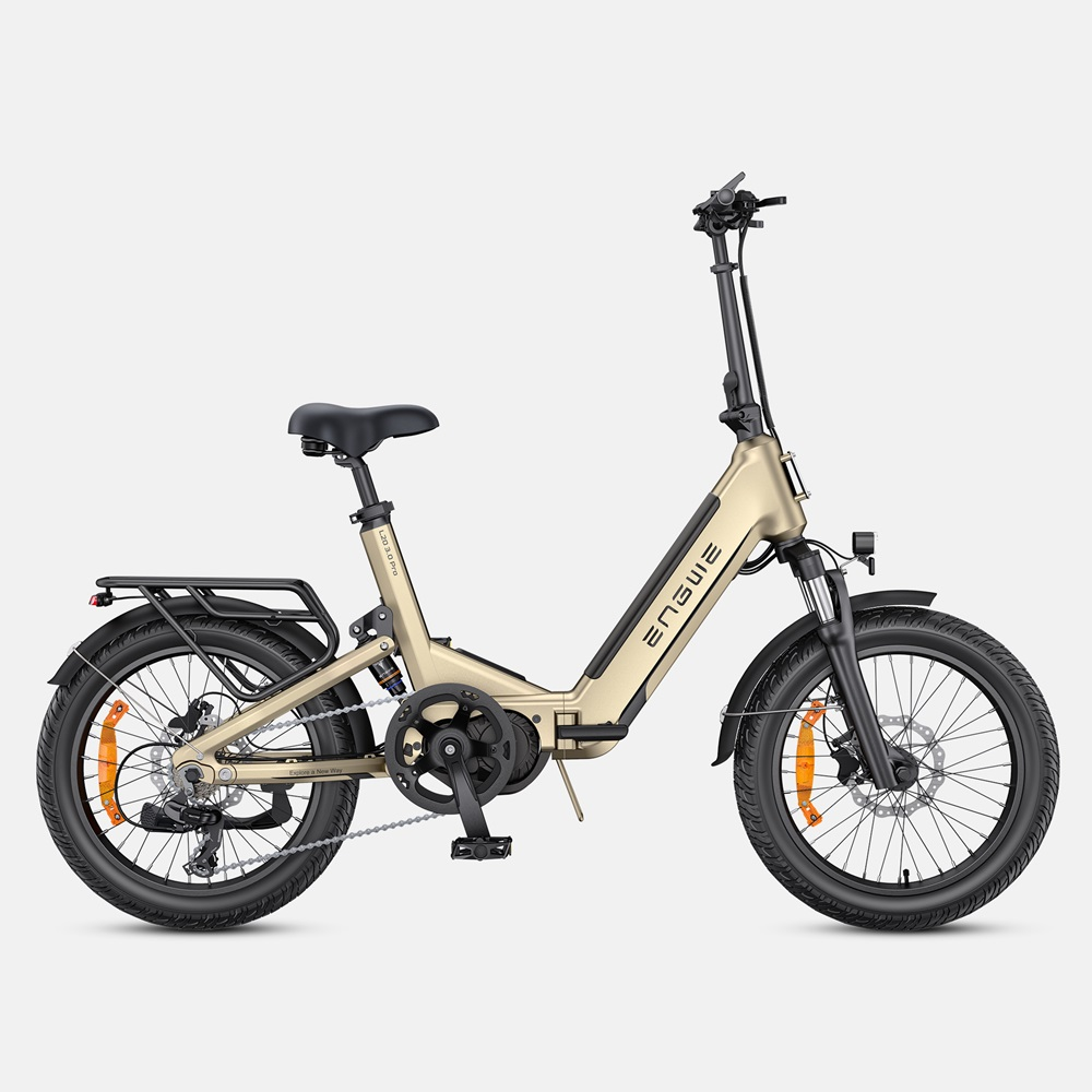 Una bicicletta elettrica dorata con pneumatici neri, un sellino nero e il marchio "ENGWE" sul telaio è mostrata.