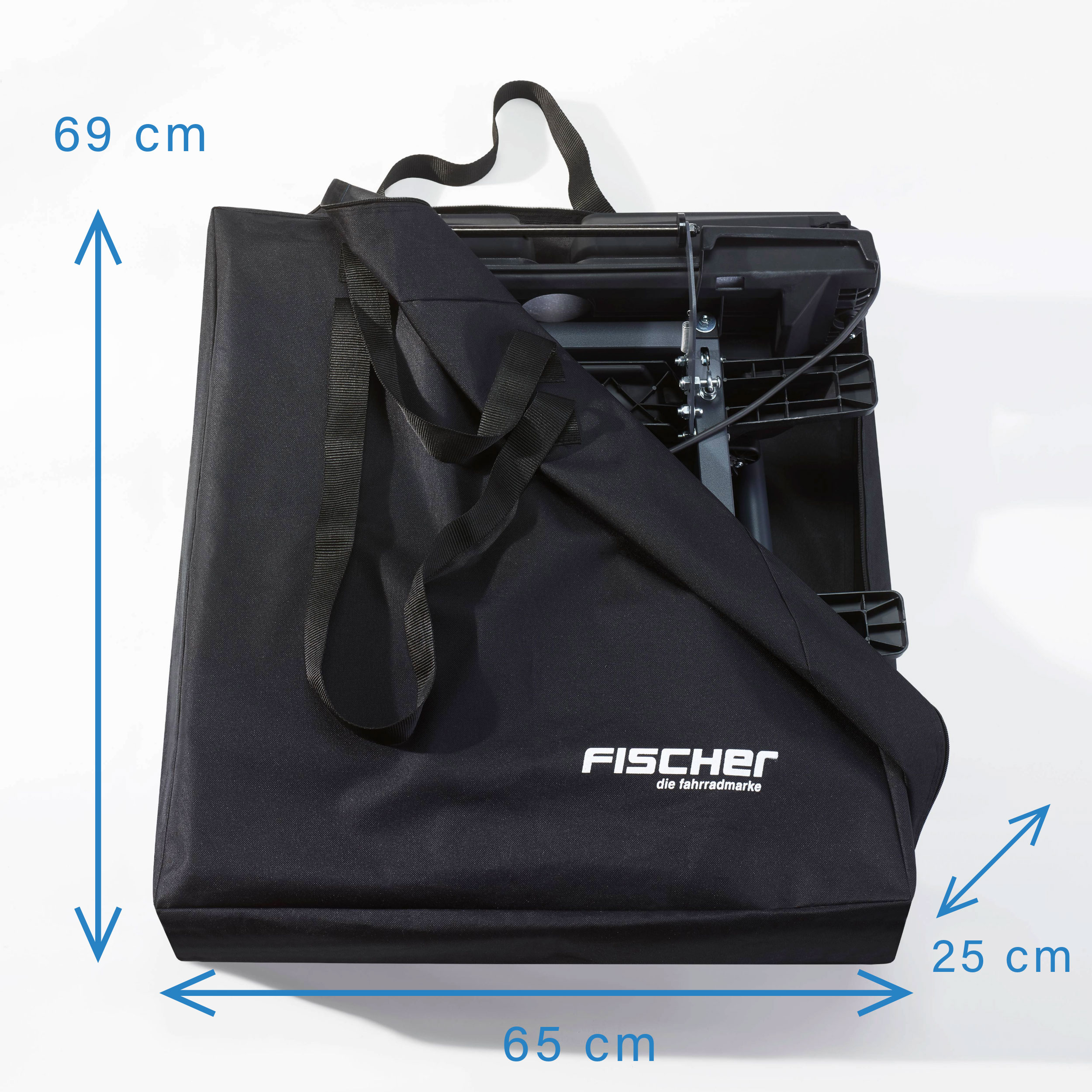 Schwarze Tasche mit FISCHER-Schriftzug. Fahrradständer innen. Maße: 69x65x25 cm.