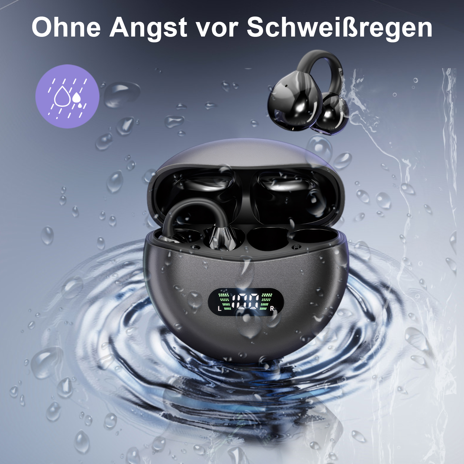 Ohrhörer in einem Ladekoffer mit Wassertropfen. Das Gehäuse zeigt 100 % Ladung. Das Bild deutet auf Wasserbeständigkeit hin.